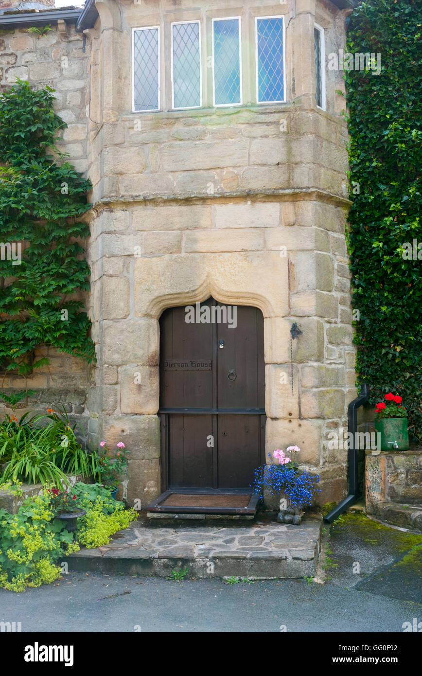 Grande proprietà in pietra a Wycoller, Lancashire, Regno Unito Foto Stock