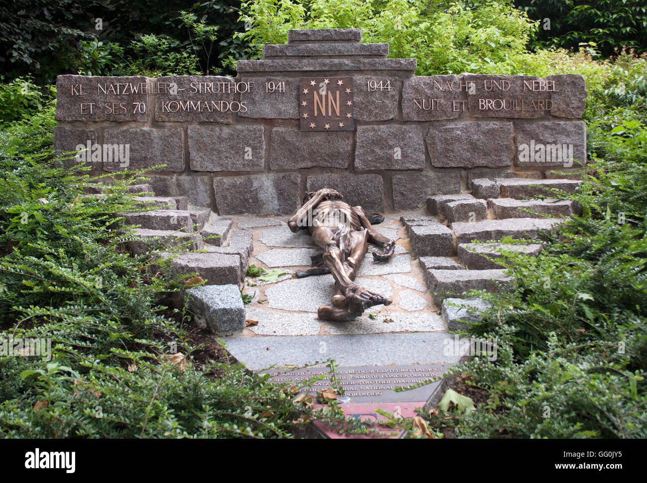 Olocausto tomba al cimitero di Pere Lachaise di Parigi Francia Foto Stock