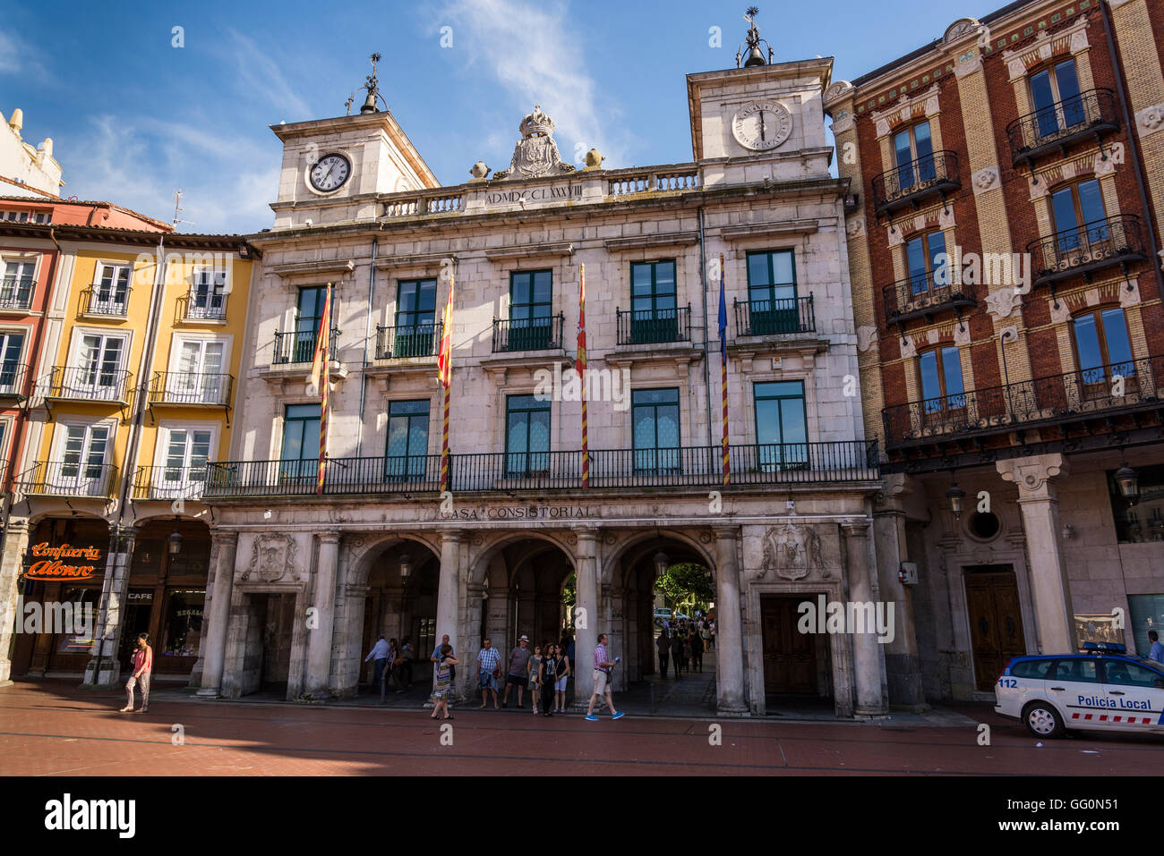 Town Hall Situato nel XVIII secolo Casa Consitorail nella piazza centrale o Plaza Mayor, Burgos, Castiglia e Leon, Spagna Foto Stock