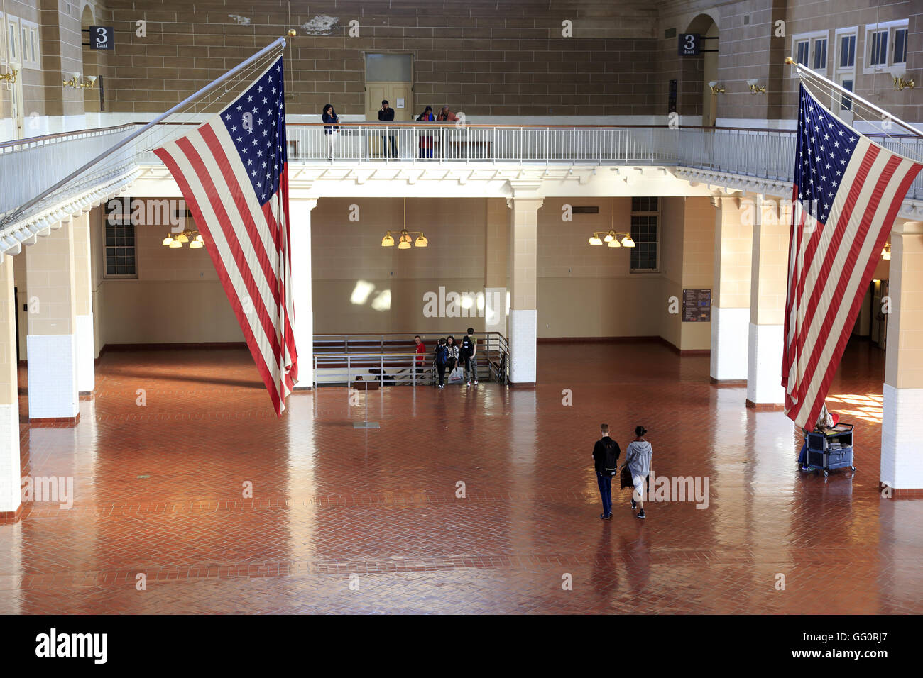 Interno della Grande Sala della storica immigrazione di Ellis Island Station.Ellis Island Museum of Immigration.New York City/New Jersey.USA Foto Stock