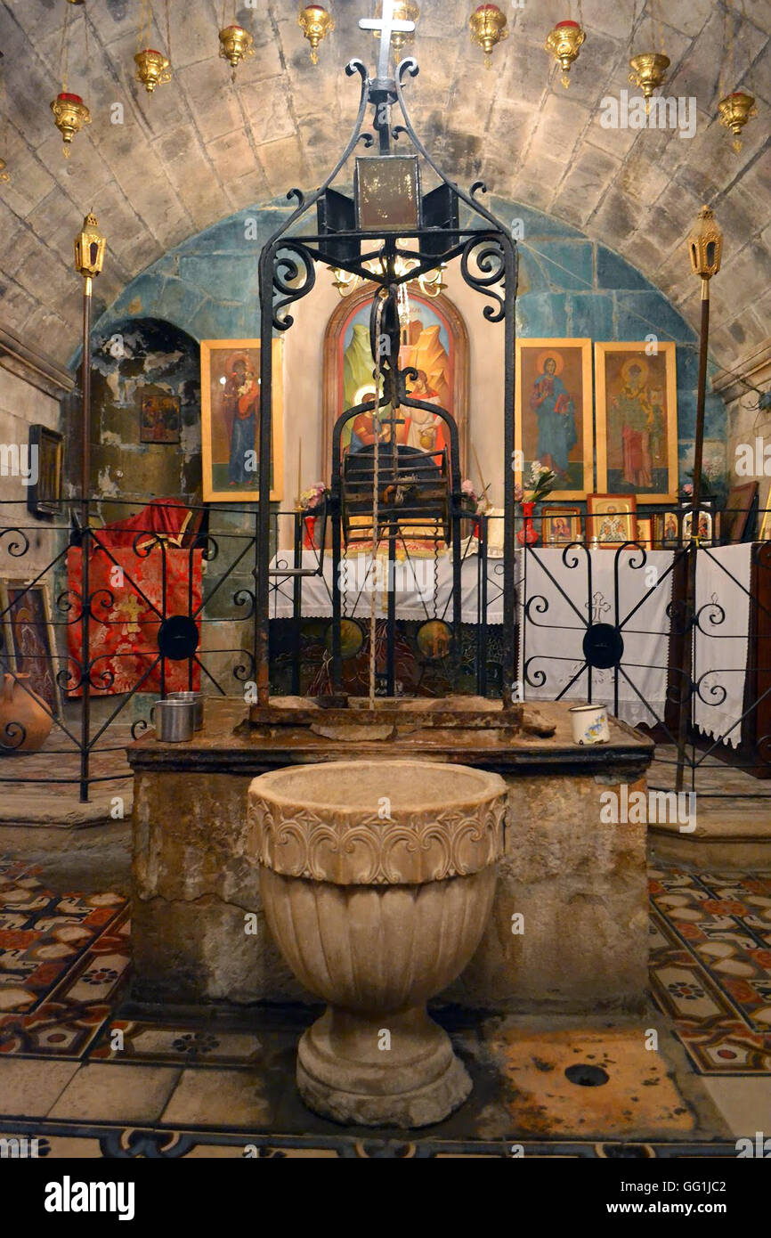 5705. Jacobs bene (o pozzo di Sicar) accanto al sito archeologico di antiche Schem (Nablus 5705. Jacobs bene (o pozzo di Sicar) accanto al sito archeologico di antiche Schem (Nablus