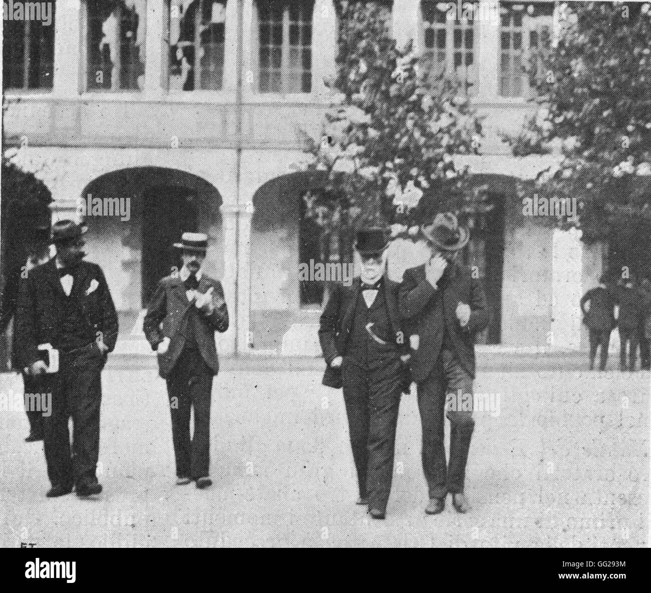 Affare Dreyfus, la versione di prova di Rennes (1899): M. Freycinet uscente della prova dopo aver dato prova Foto Stock