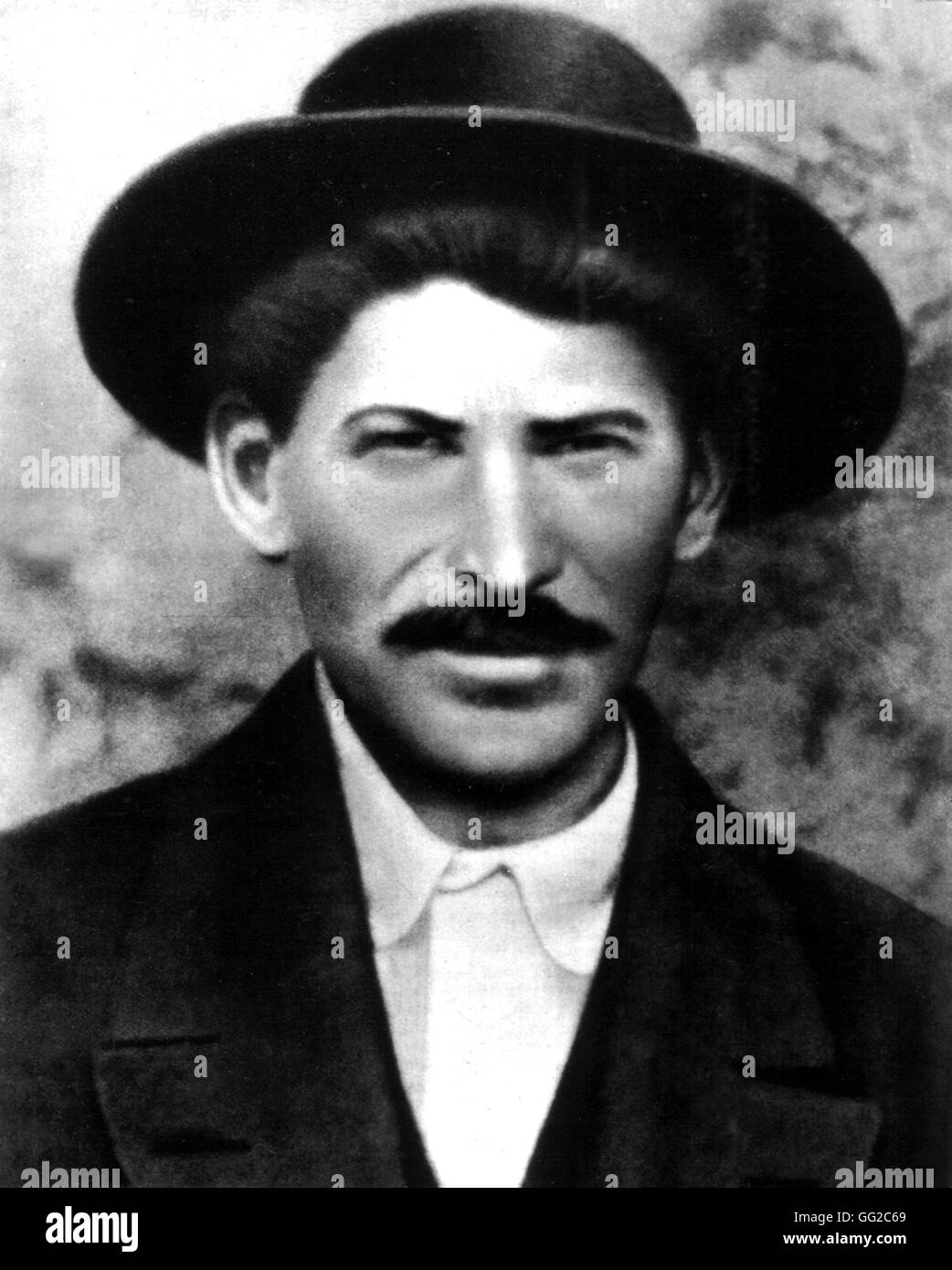 Joseph Stalin nel 1915. Dopo essere stato arrestato nuovamente, fu esiliato per 4 anni a Turukhansk per cominciare con. Poi è stato trasferito alla frazione di Kureika, a nord del Circolo Polare Artico. Egli ha speso i suoi anni più difficili in esilio. Xx secolo Russi Foto Stock