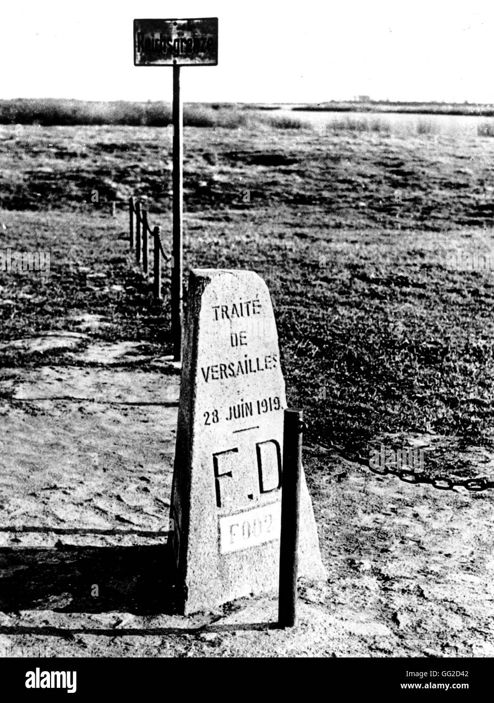 Il Trattato di Versailles: monumento di confine messo in Dantzig territorio dopo la firma del trattato 1919 Germania Foto Stock