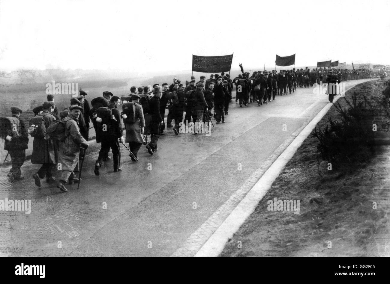 Lavoratori disoccupati marciando verso Hyde Park di Londra 1934 Gran Bretagna Foto Stock