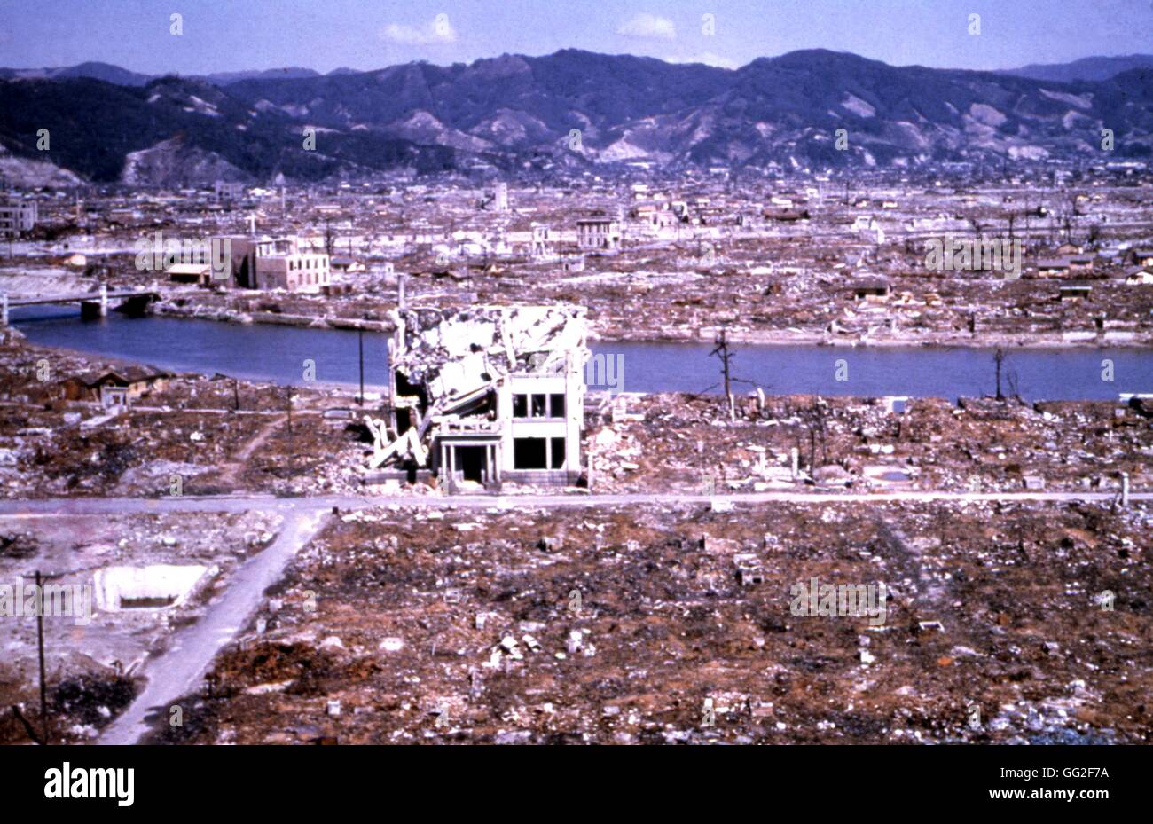 Hiroshima ridotta in macerie e rovine dalla bomba atomica Marzo 1946 Giappone - II Guerra Mondiale U.S. Air Force Foto Stock