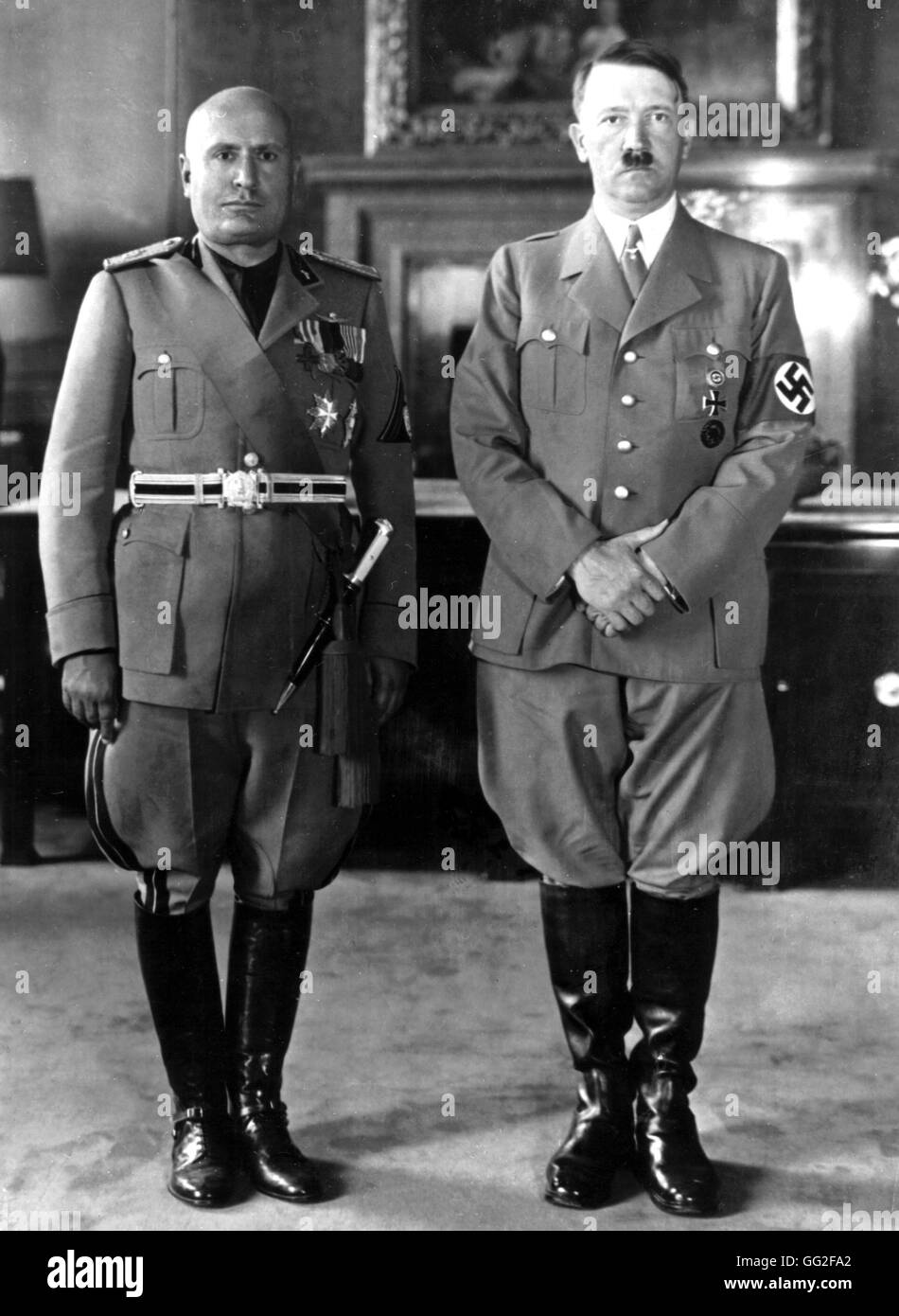 La visita di Hitler in Italia Hitler e Mussolini a Roma il 4 maggio 1938 Foto Stock