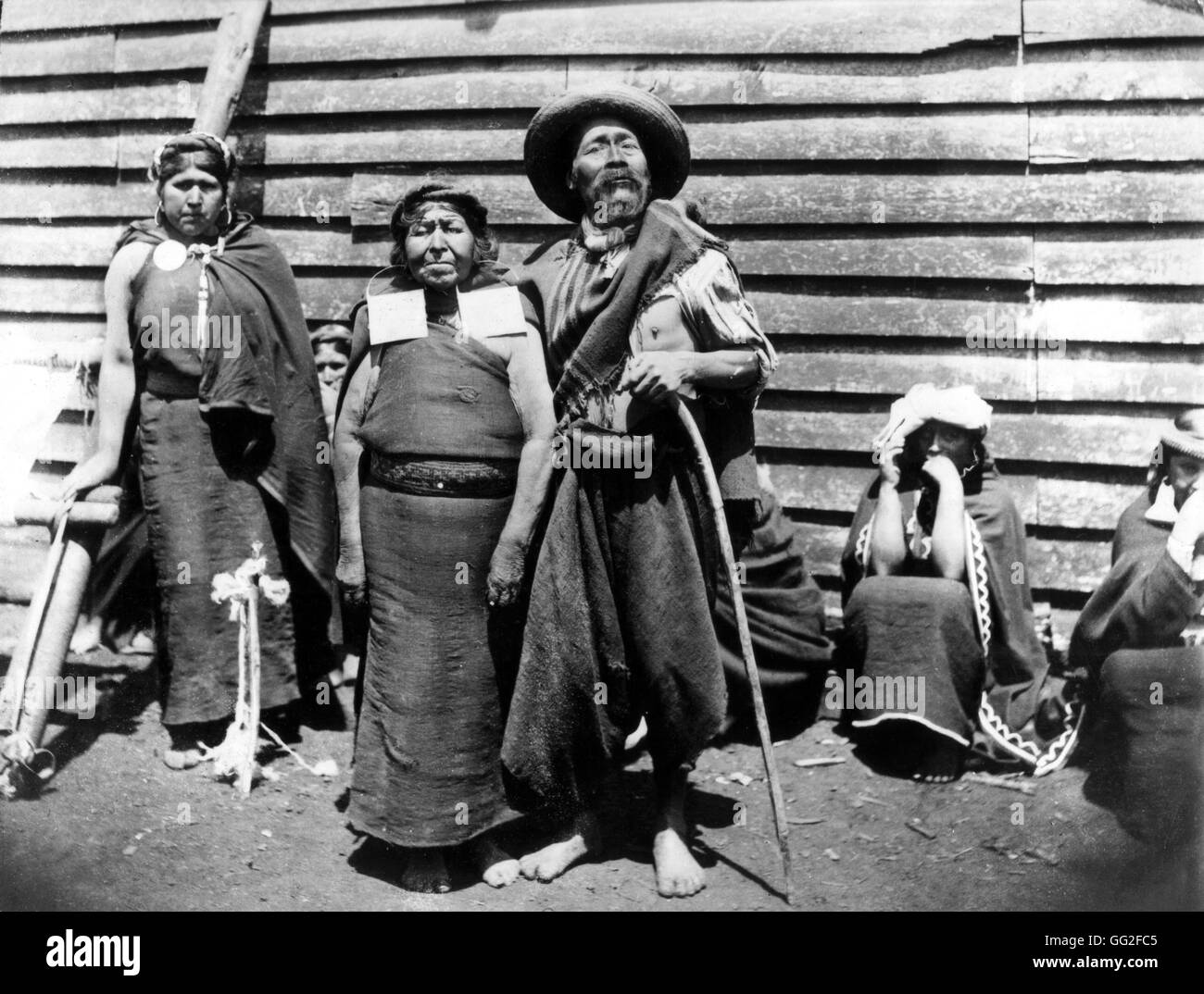 La tribù Araucans nel sud del Cile c.1895-1900 Cile Parigi. Bibliothèque nationale Foto Stock