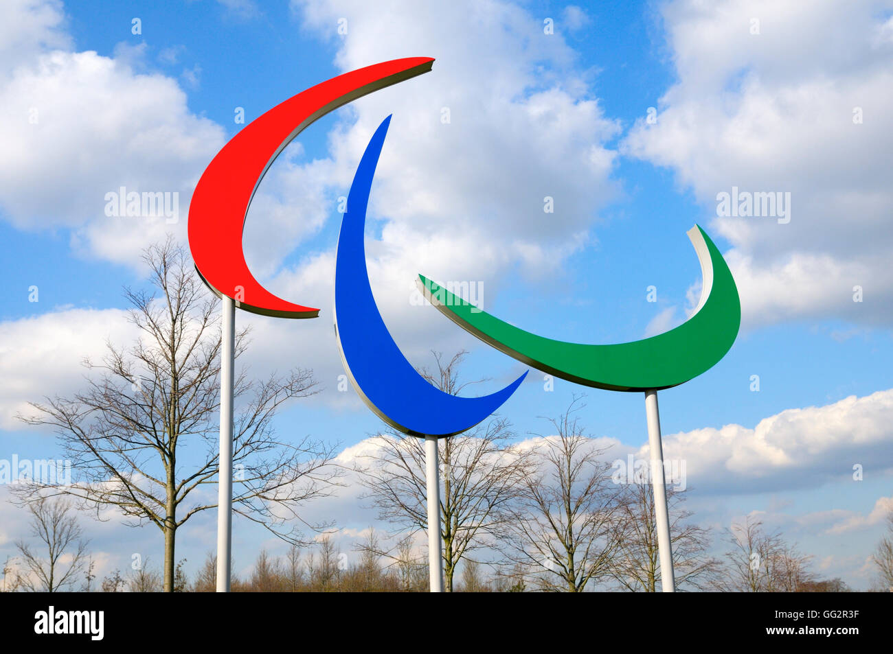 Le Paralimpiadi Agitos Logo nel Queen Elizabeth Olympic Park, Stratford, East London, England, Regno Unito Foto Stock