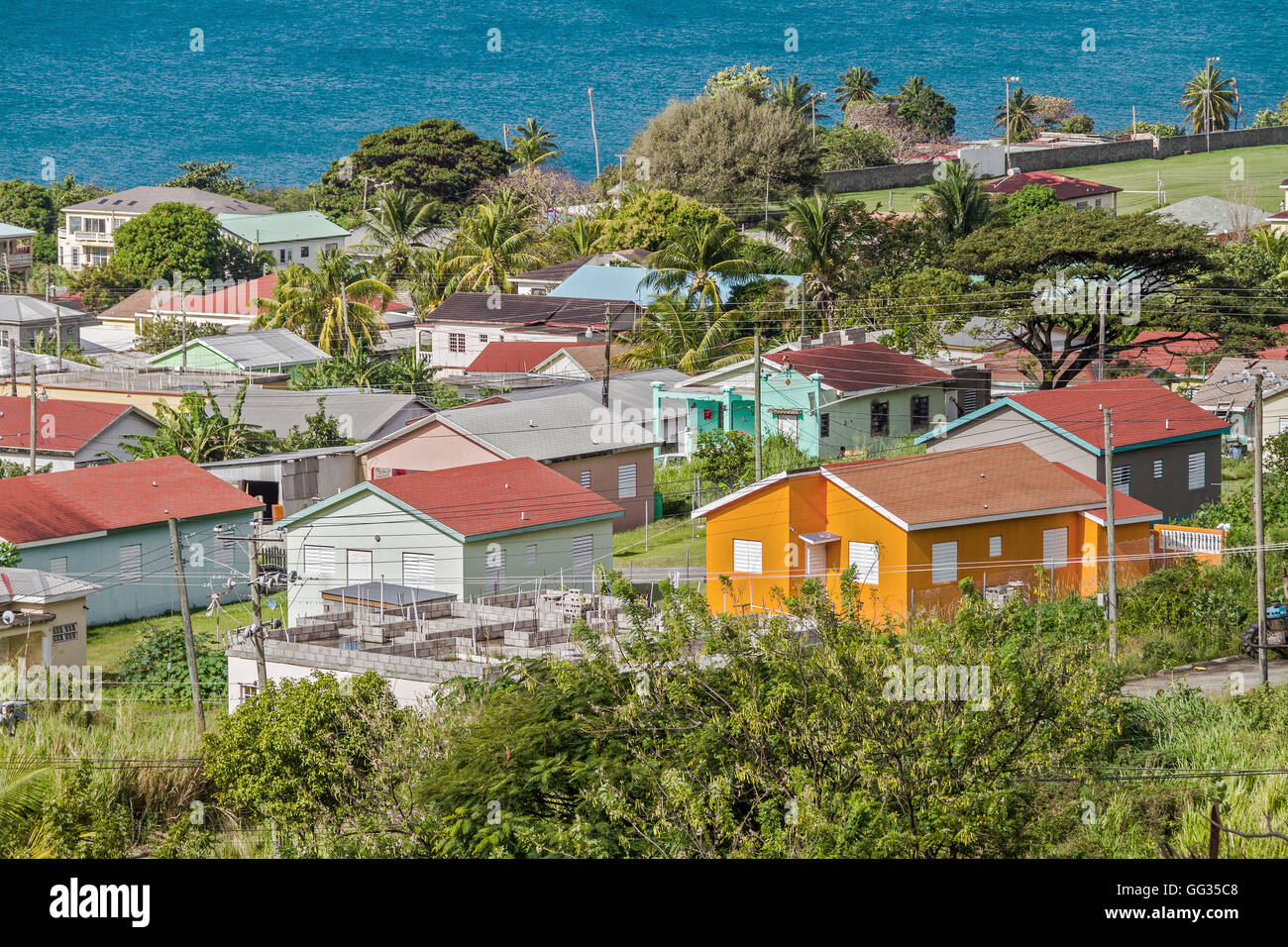 Colorato villaggio di Saint Kitts West Indies Foto Stock