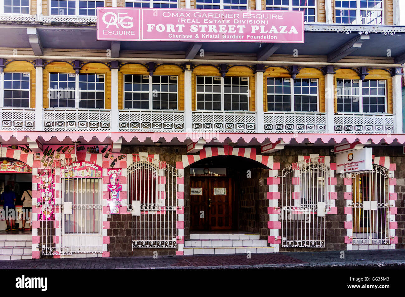 Edificio colorato Basseterre St Kitts West Indies Foto Stock