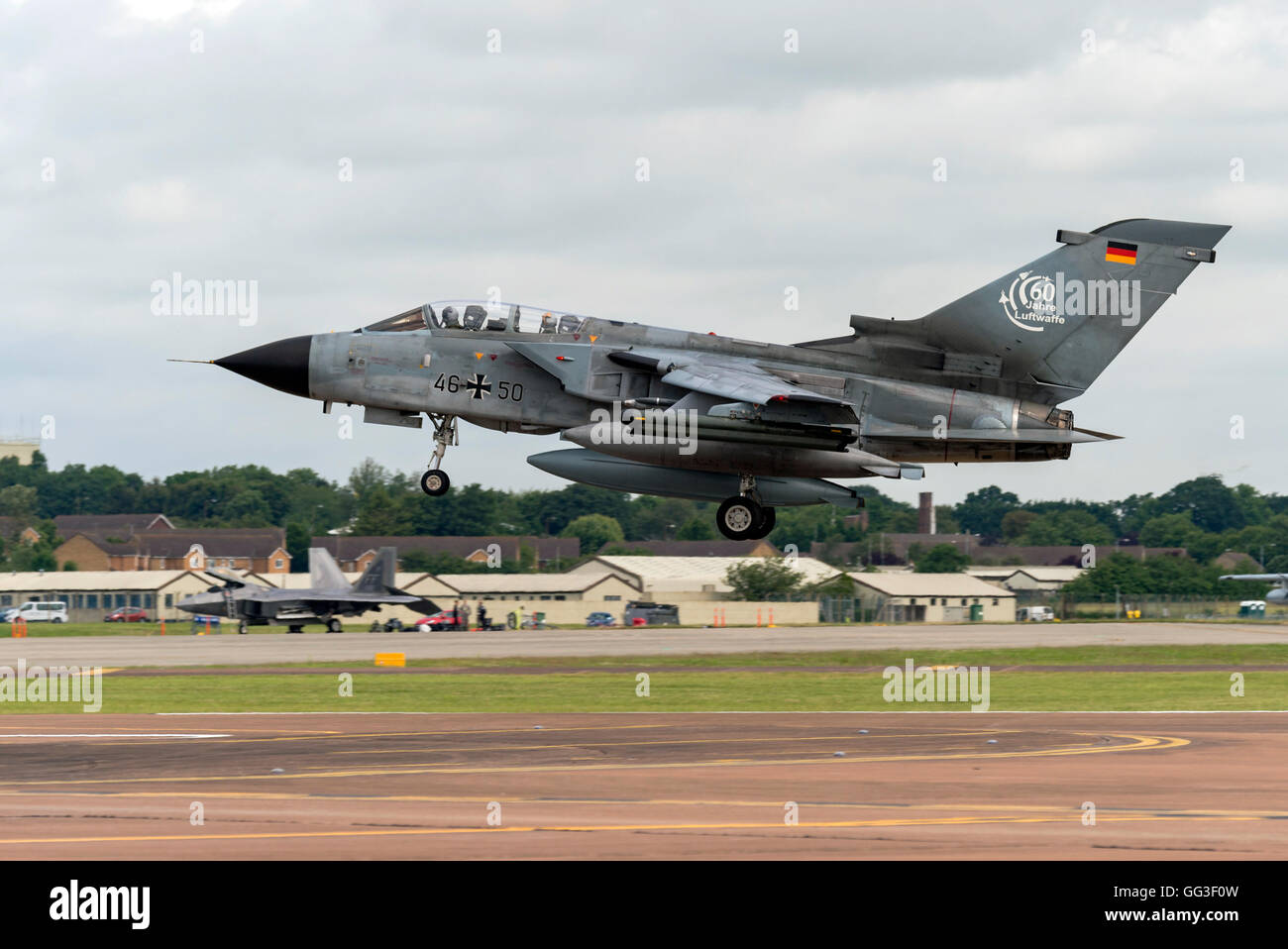 German Air Force Panavia Tornado, 46-50, lo sbarco presso il Royal International Air Tattoo Foto Stock