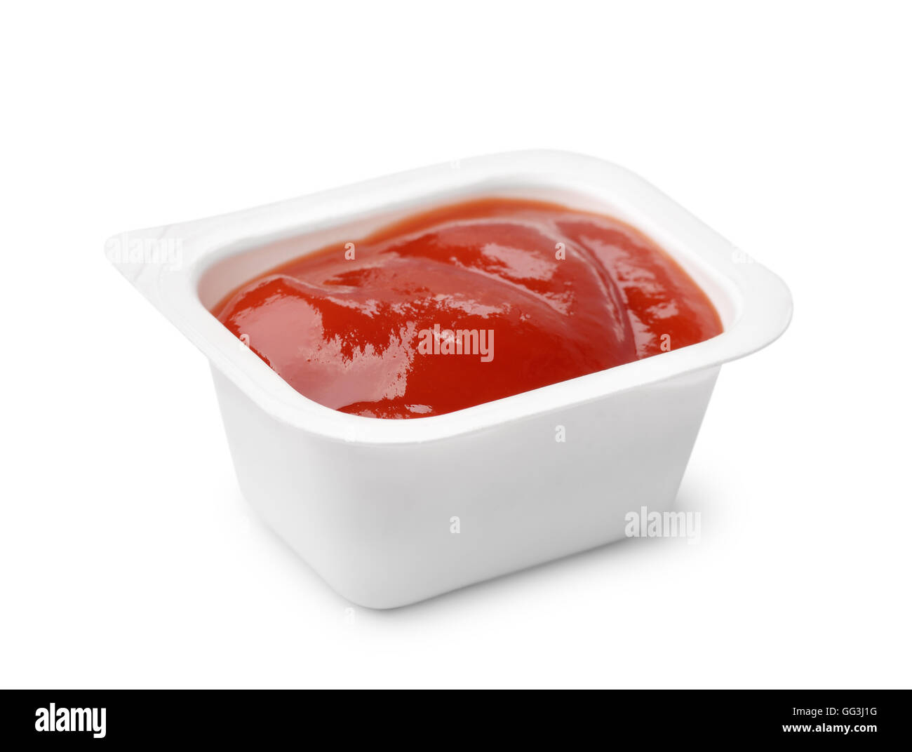 Aprire il ketchup fast food pacchetto dip isolato su bianco Foto Stock