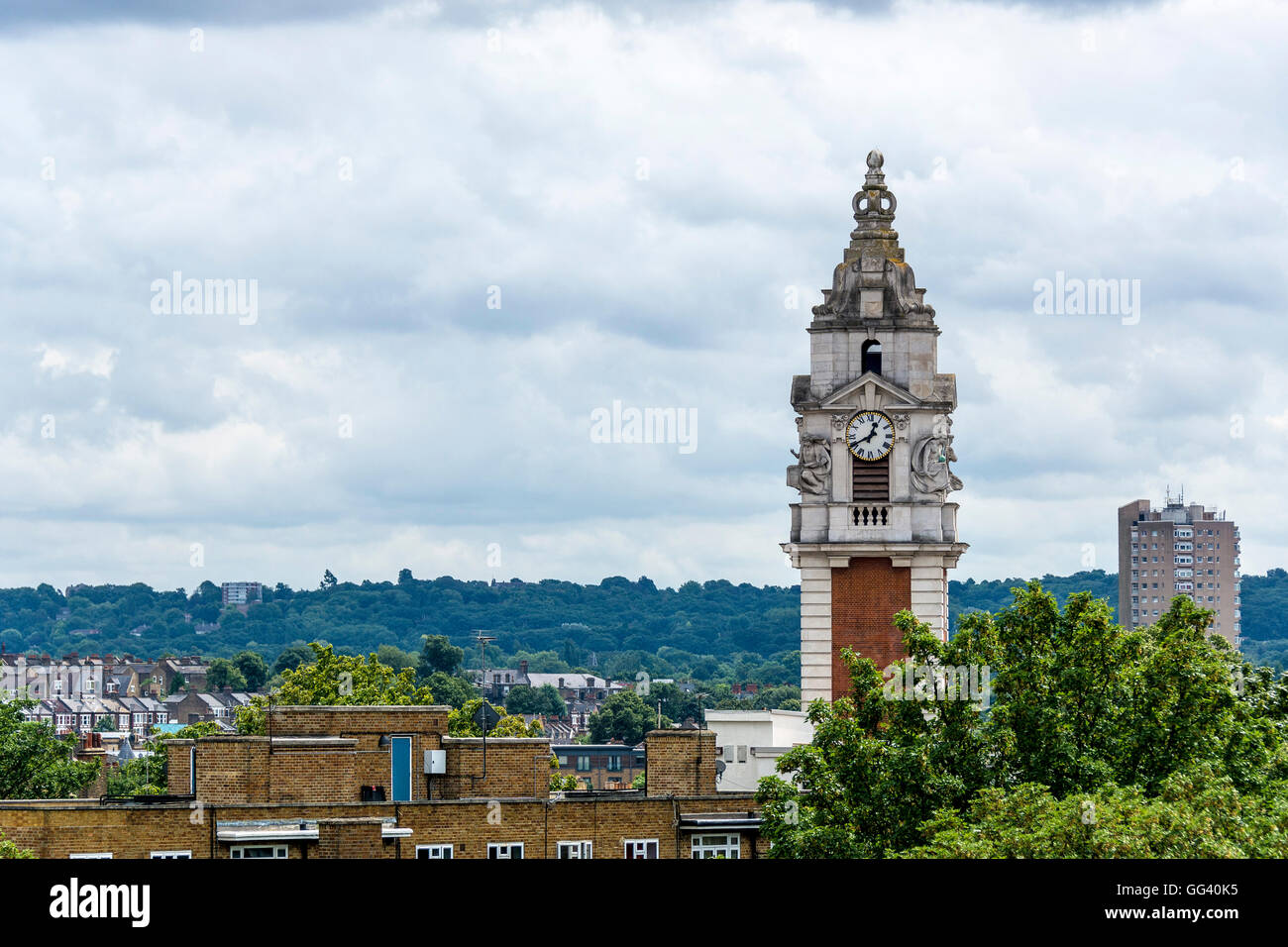 Lambeth Town Hall Clock Tower, Brixton, Londra (visualizzazione direzione sud) Foto Stock