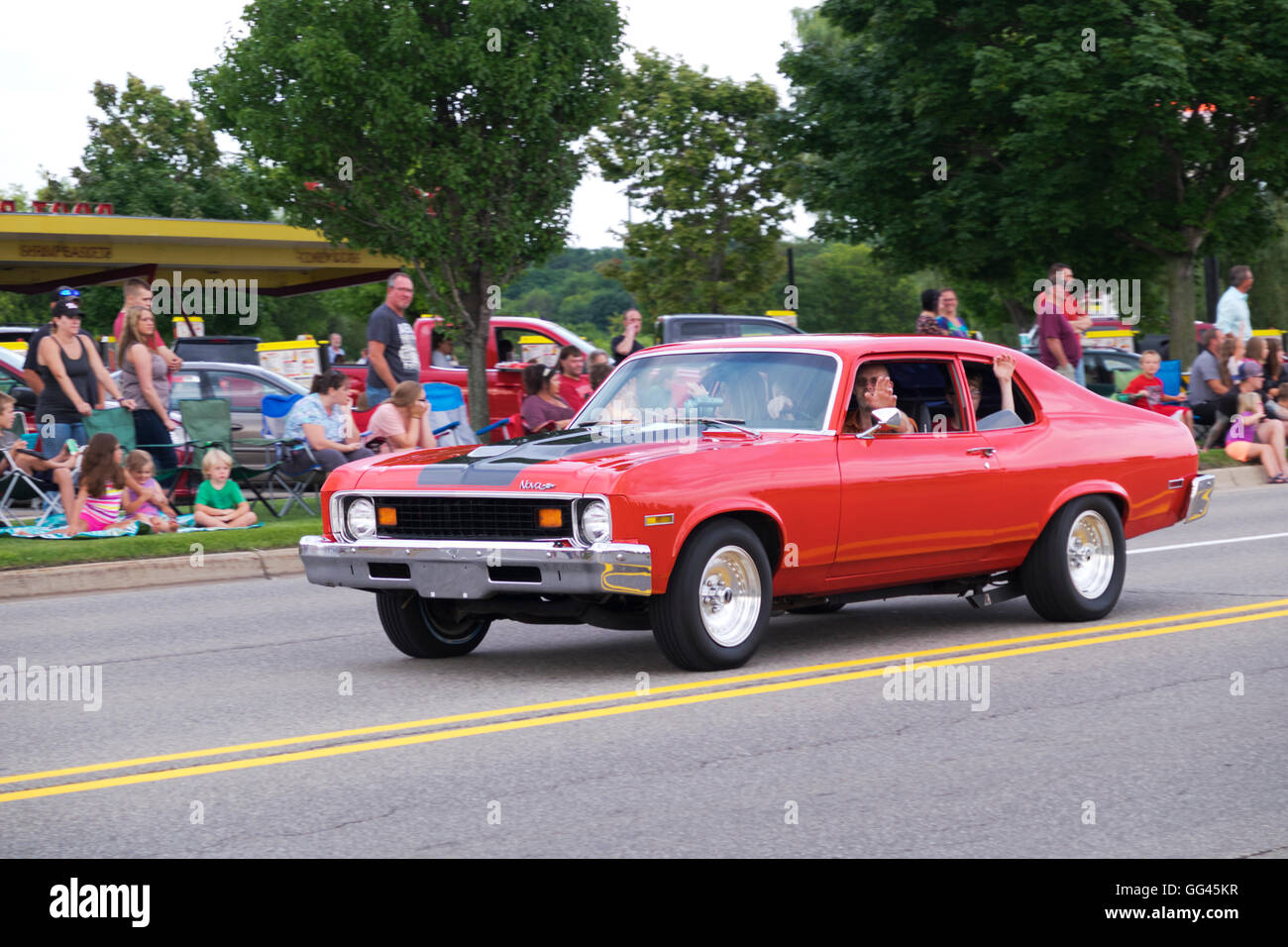 Chevy Nova partecipa nel 2016 Annuale di Cruz in parata per antichi e veicoli vintage in Whitehall e Montague, Michigan. Foto Stock