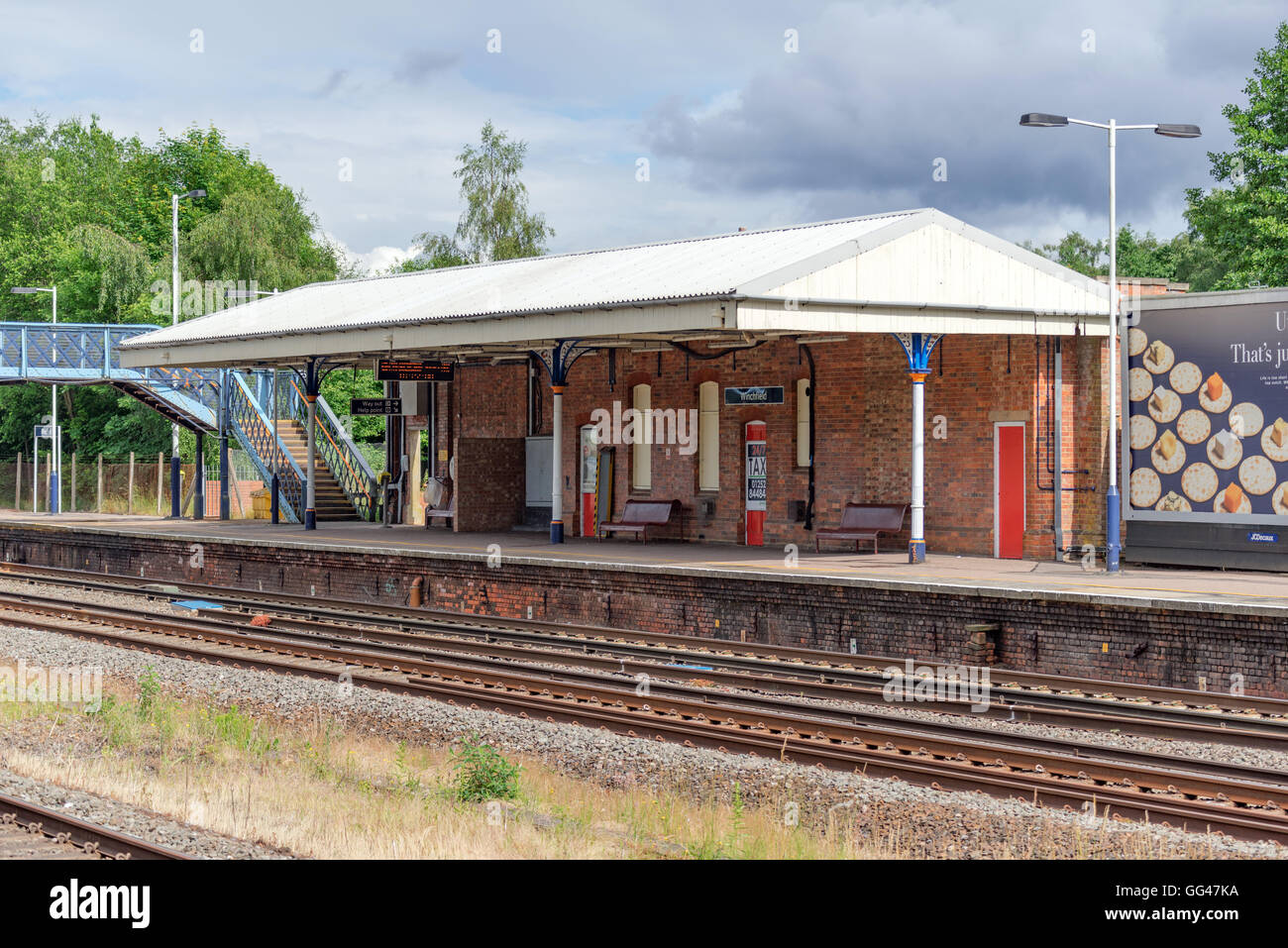 Stazione Winchfield sulla South Western mainline con la piattaforma per i treni in direzione Milano Foto Stock