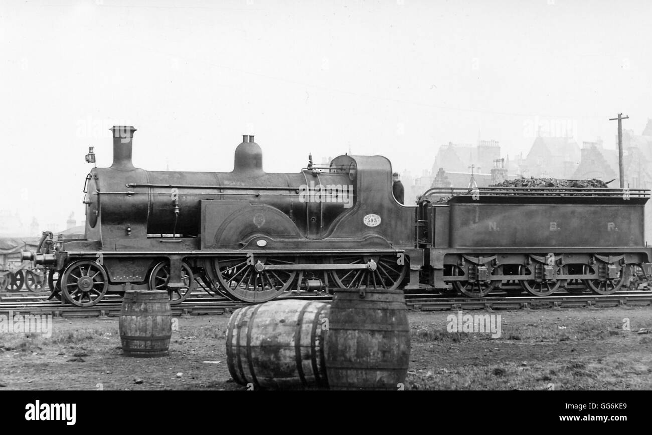 NBR 4-4-0 n. 593 della LNER D25 classe Foto Stock
