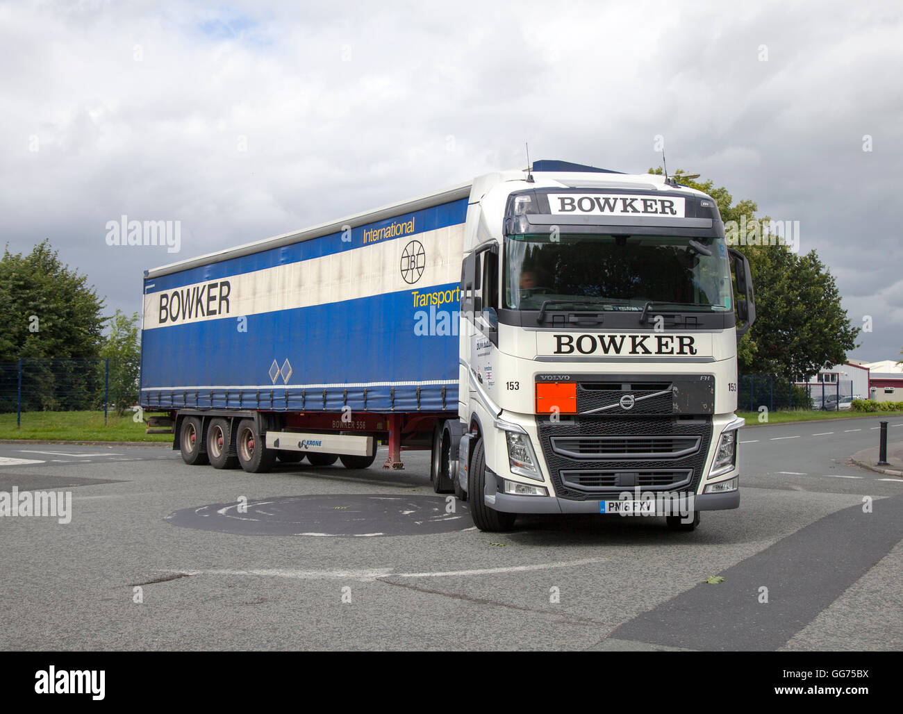 Bowker, Regno Unito e Unione dei trasporti su strada di merci fornitore responsabile della qualità alimentare e chimica di archiviazione di deposito nel Nord Ovest. Preston, Lancashire, Regno Unito Foto Stock