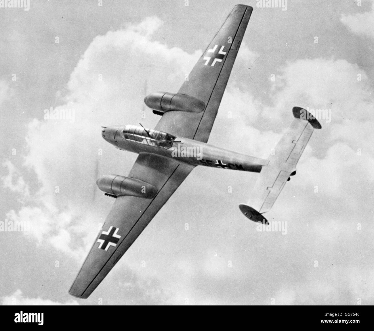Il tedesco da combattimento aereo, Messerschmitt Me110 in volo. Foto Stock