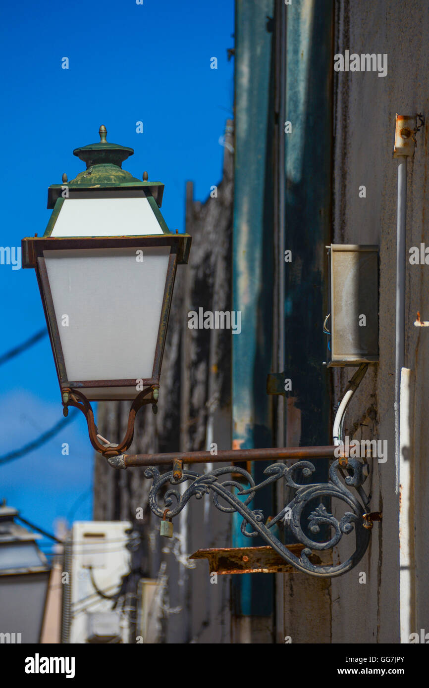Lampada da parete per illuminazione di esterni in prossimità di mulini a vento in Palma Maiorca Isole Baleari Spagna Foto Stock