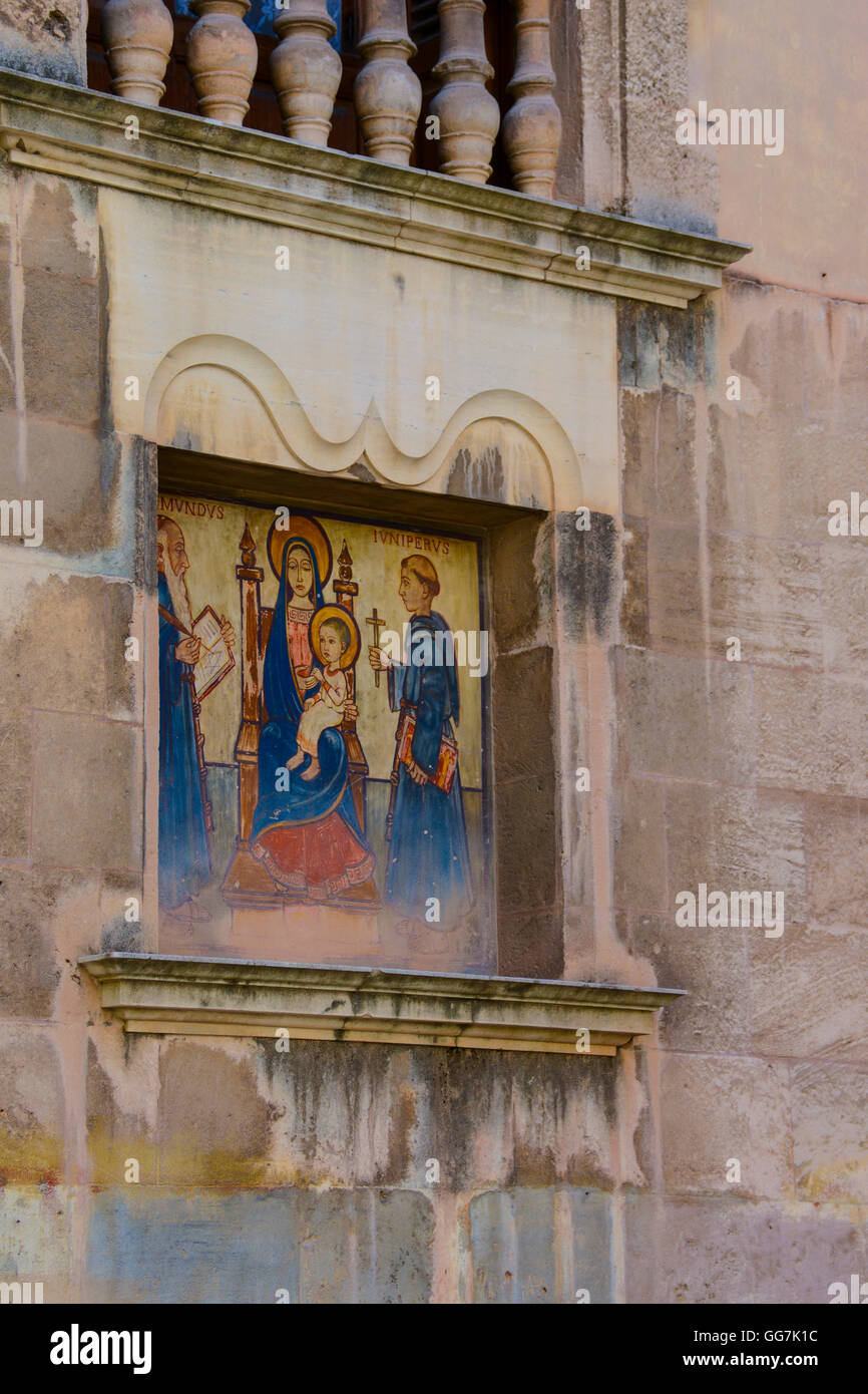 La pittura della Vergine Maria e Gesù bambino sulla parete della Cattedrale di Santa Maria di Palma (La Seu), Mallorca, Palma, Spagna Foto Stock