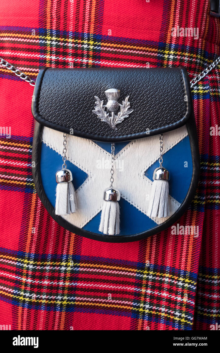 Close up della tradizionale tartan scozzese kilt e sporran Foto Stock