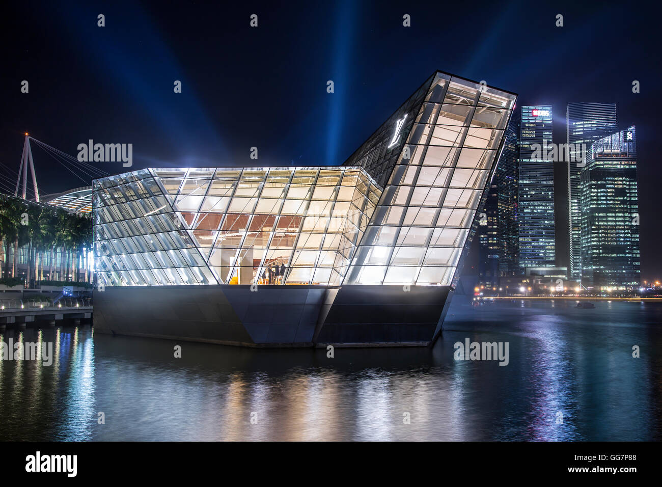 SINGAPORE - Gennaio ArtScience Museum è una delle attrazioni di Marina Bay Sands, un resort integrato di Singapore Foto Stock