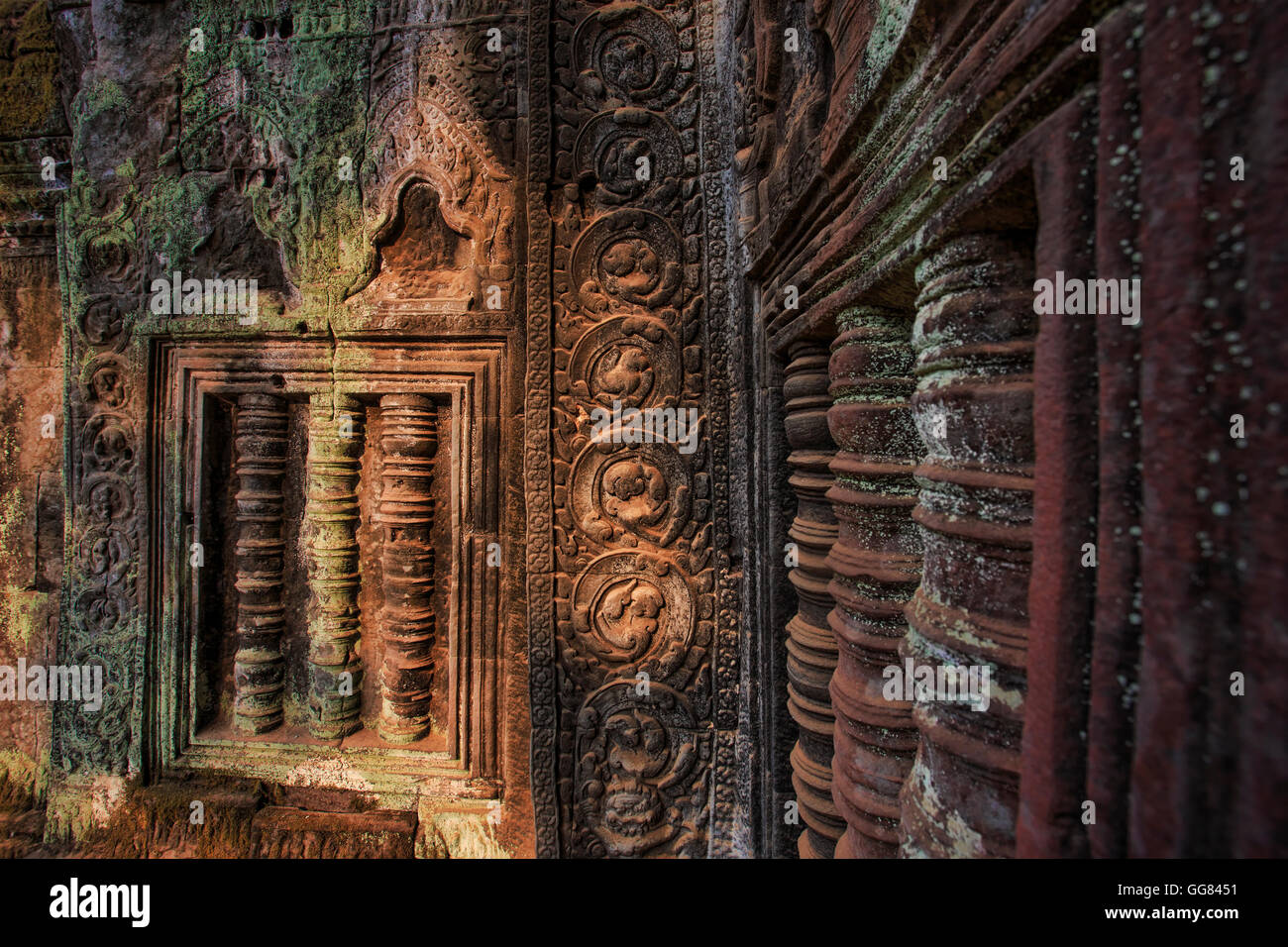 Apsara scultura sulla parete di Angkor Wat, Seam Reap, Cambogia Foto Stock