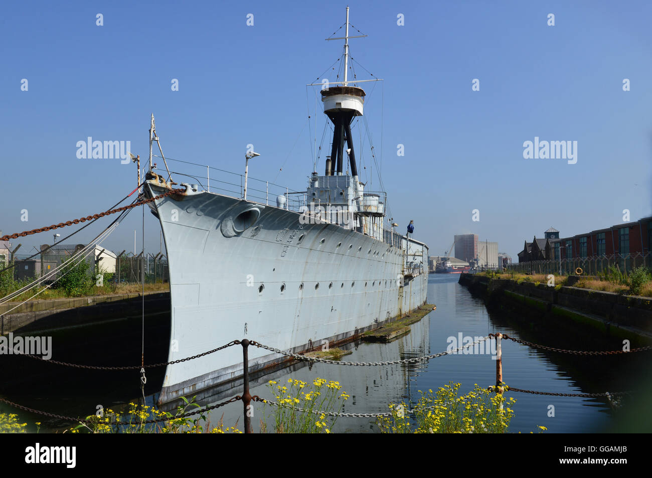 HMS Caroline ormeggiata nel quartiere Titanic, Belfast Foto Stock