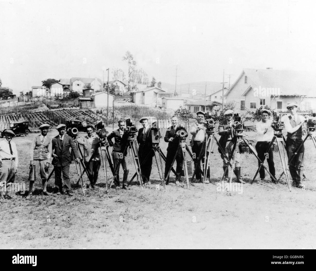 / Männer, aufgereiht, Kameras, Kameramann, Hollywood, Reihung Foto Stock