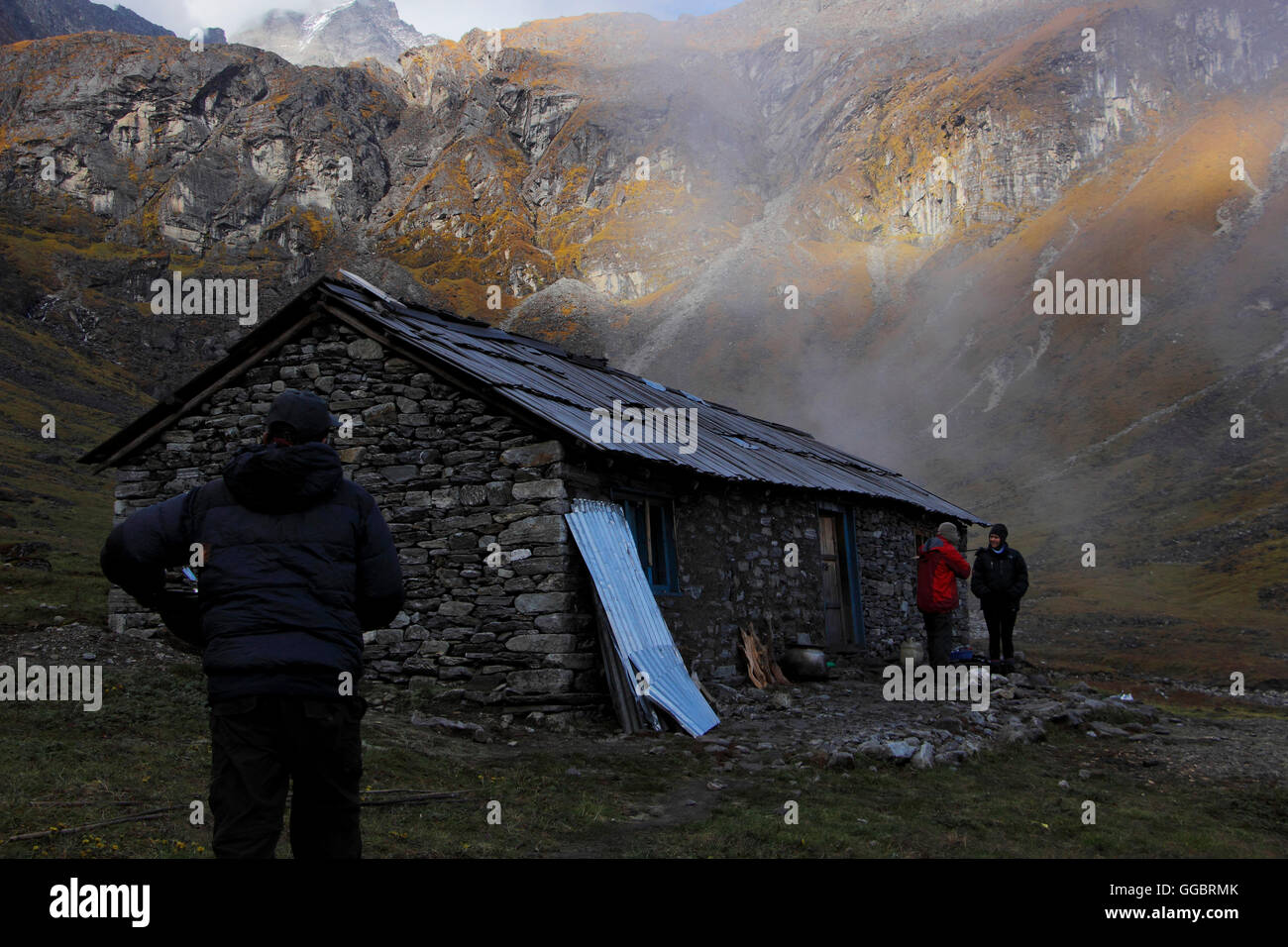 Vista di scalatori a base di montagna villaggio sherpa Foto Stock