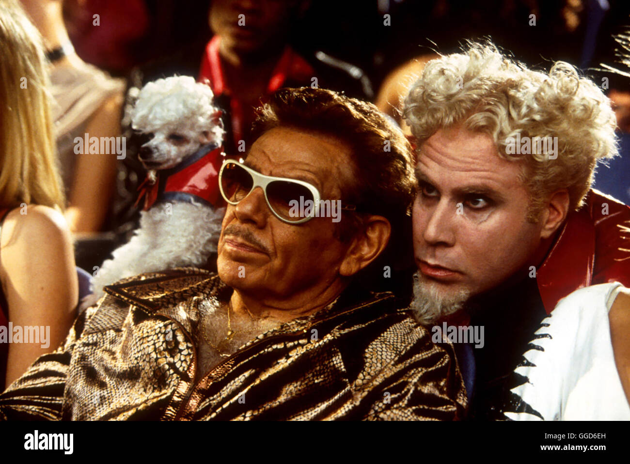 ZOOLANDER / Zoolander USA 2001 / Ben Stiller KINOSTART AM 27. DEZEMBER 2001: Der Neue Ministerpräsident von Malaysia morirà Kinderarbeit abschaffen, dadurch sehen die Modedesigner ihr Imperium bedroht. Wo sollen Sie jetzt ihre Waren herstellen lassen? Così beschließen die Modeschöpfer, den Ministro Regie: Ben Stiller aka. Zoolander Foto Stock