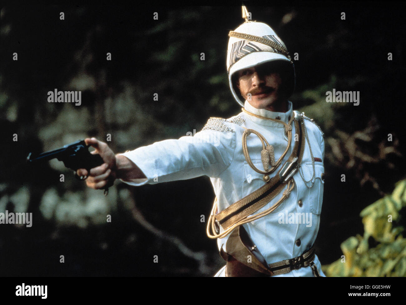 DAS DSCHUNGELBUCH / Rudyard Kipling's Jungle Book USA 1994 / Stephen Sommer Szene mit SAM NEILL (Colonnello Geofferey Brydon). Regie: Stephen Sommer aka. Rudyard Kipling il Libro della Giungla Foto Stock