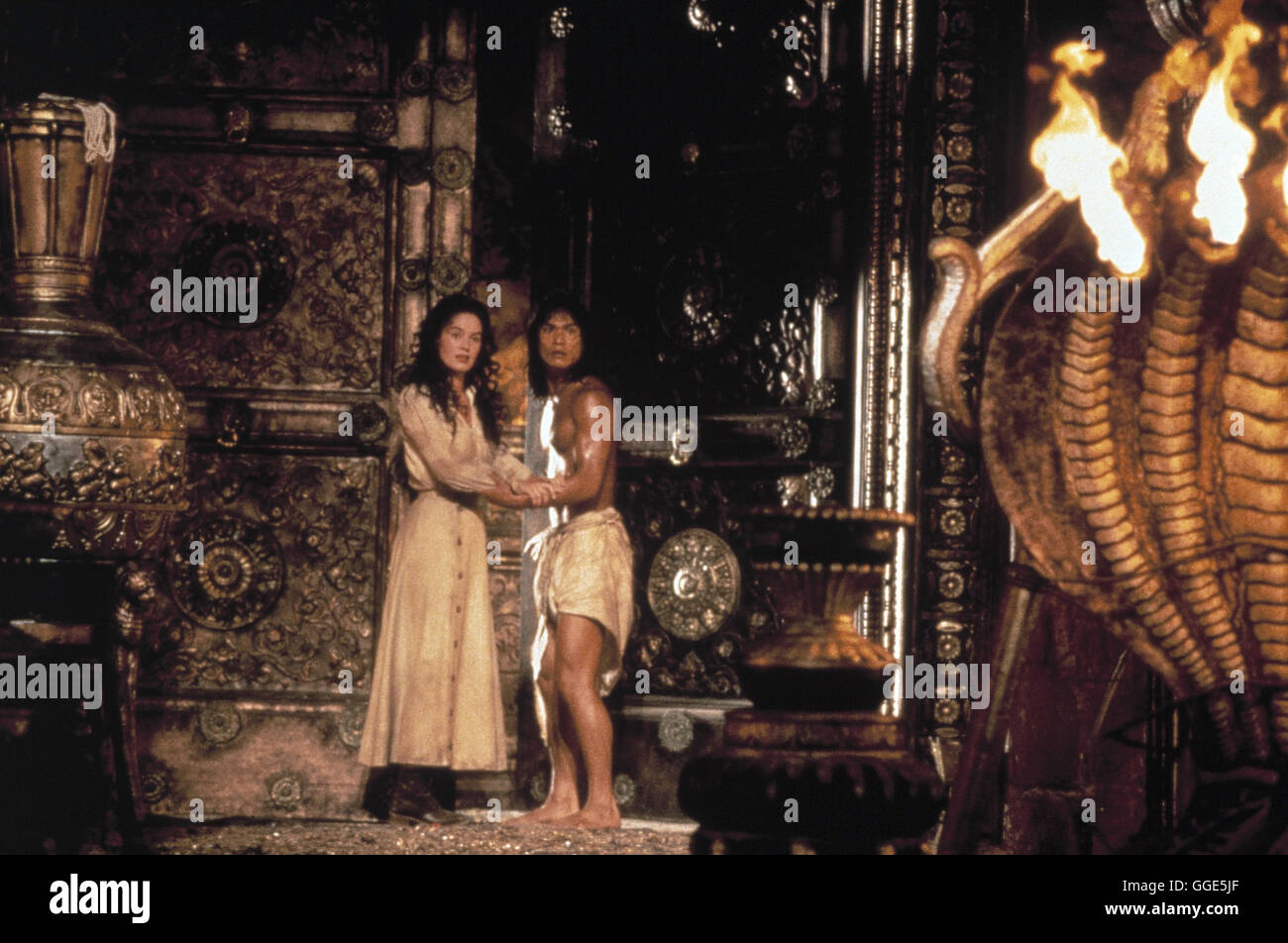 DAS DSCHUNGELBUCH / Rudyard Kipling's Jungle Book USA 1994 / Stephen Sommer Szene mit LENA HEADEY (Kitty) und JASON SCOTT LEE (Mowgli). Regie: Stephen Sommer aka. Rudyard Kipling il Libro della Giungla Foto Stock