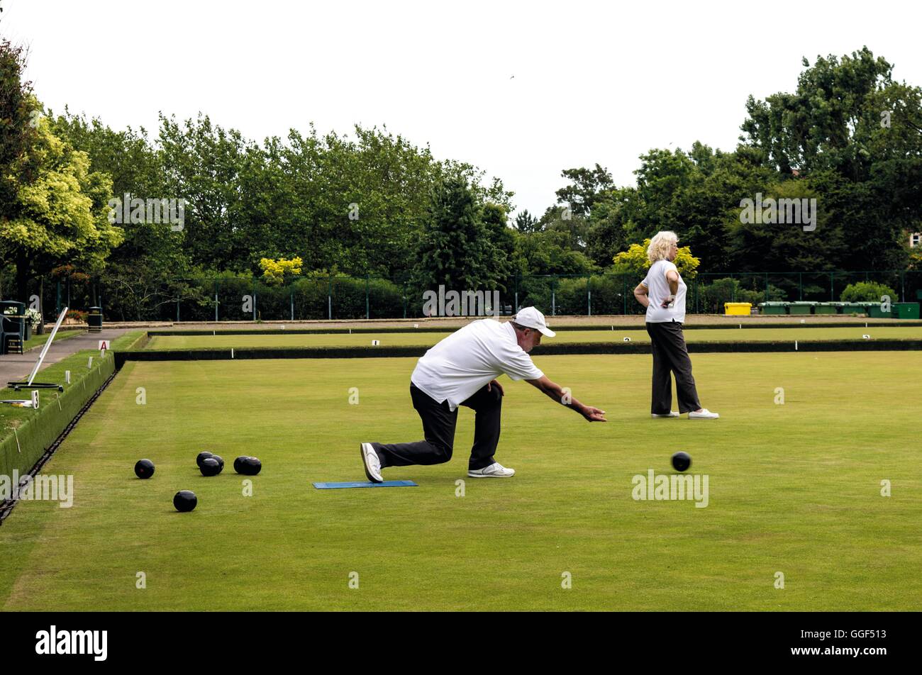 Giocare a bocce. Foto Stock