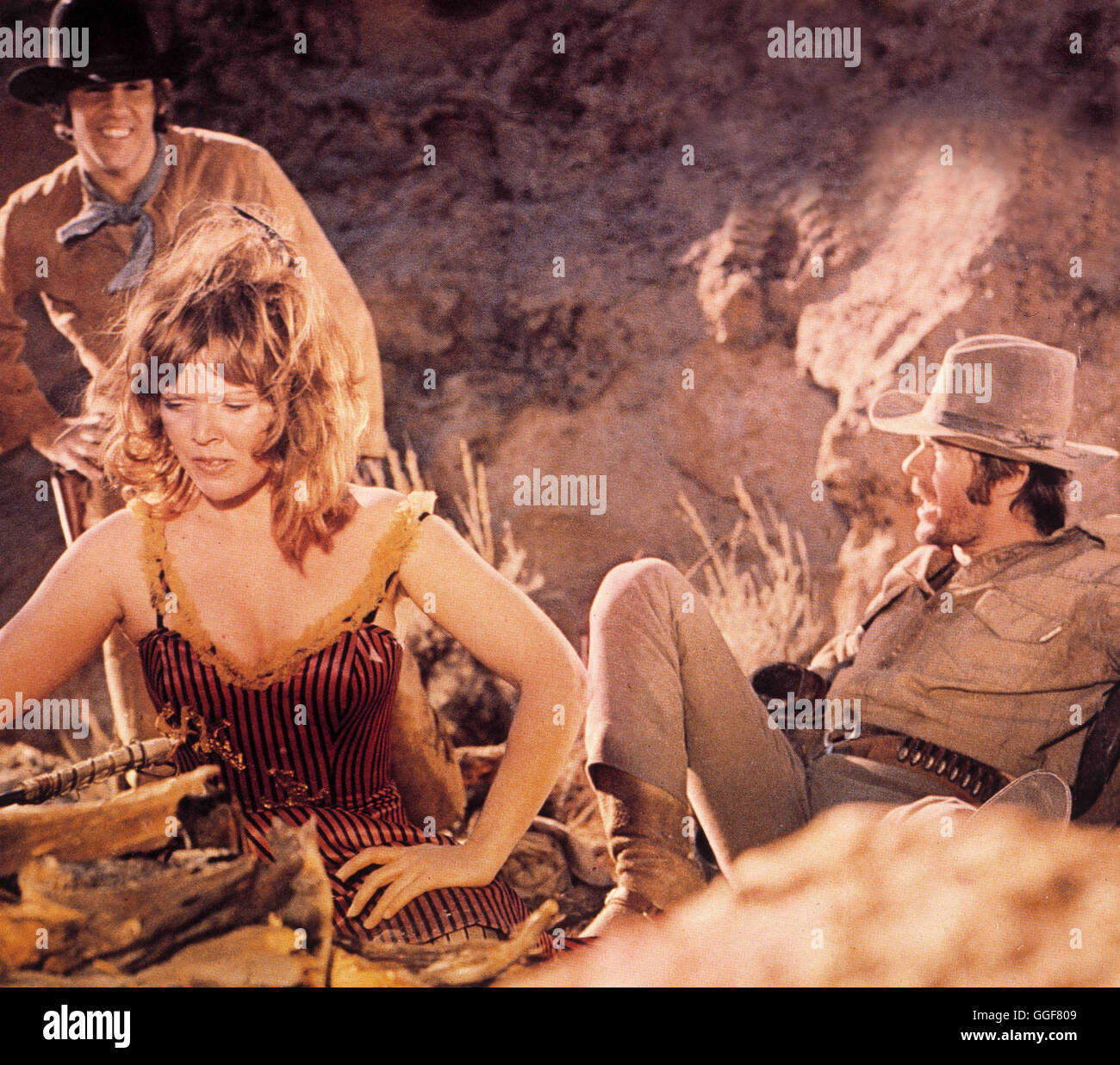 SHOOT OUT - ABRECHNUNG IN GUN HILL / Shoot Out USA 1971 / Henry Hathaway JEFF COREY (Trooper), SUSAN TYRELL (ALMA), Robert F. LIONE (Bobby Jay) Regie: Henry Hathaway aka. Shoot Out Foto Stock