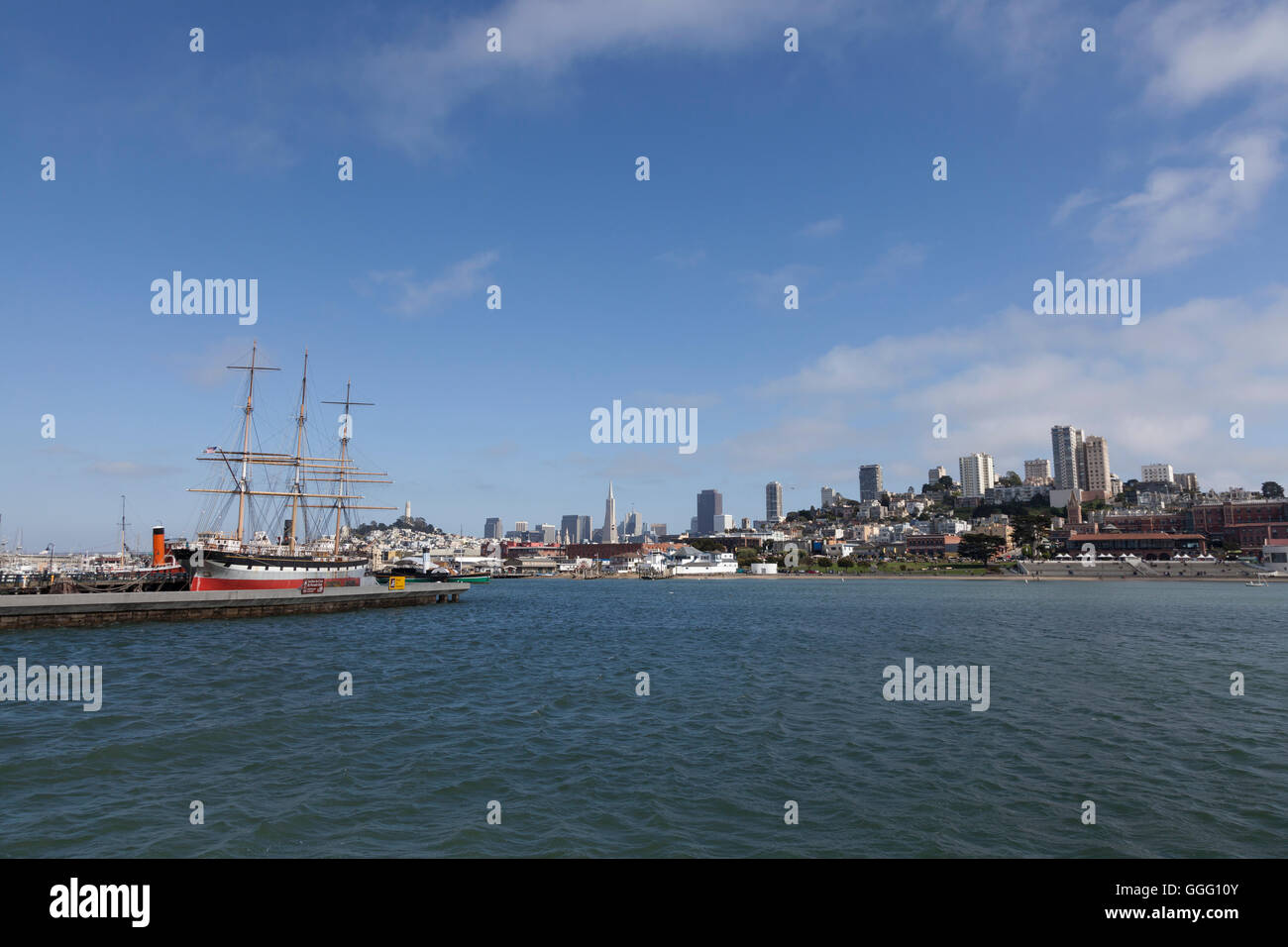 San Francisco, California: Full-truccate Balclutha nave ormeggiata a San Francisco Maritime National Historical Park. Foto Stock