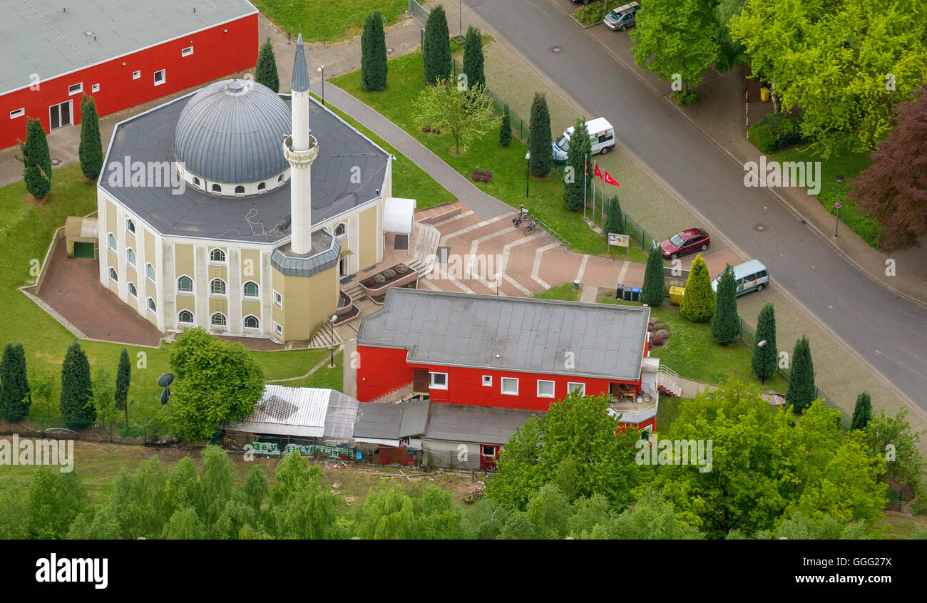 Vista aerea, moschea musulmana, DITIB turco comunità islamica di Gelsenkirchen-Hassel e.V., vista aerea di Gelsenkirchen-Buer, Foto Stock