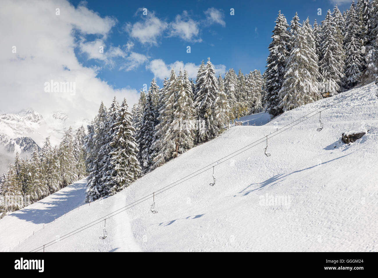 Geografia / viaggi, Italia, Alto Adige, nevoso inverno foresta sul Klausberg in Valle Aurina (Valle Aurina) , Additional-Rights-Clearance-Info-Not-Available Foto Stock