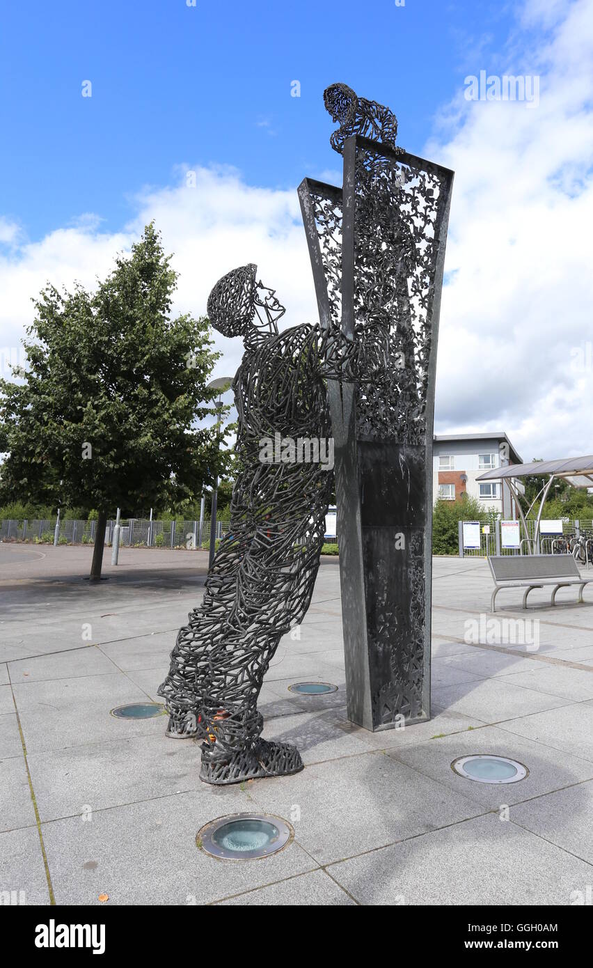 Posso vedere per miglia scultura di Andy Scott alloa clackmannanshire Scozia Luglio 2016 Foto Stock