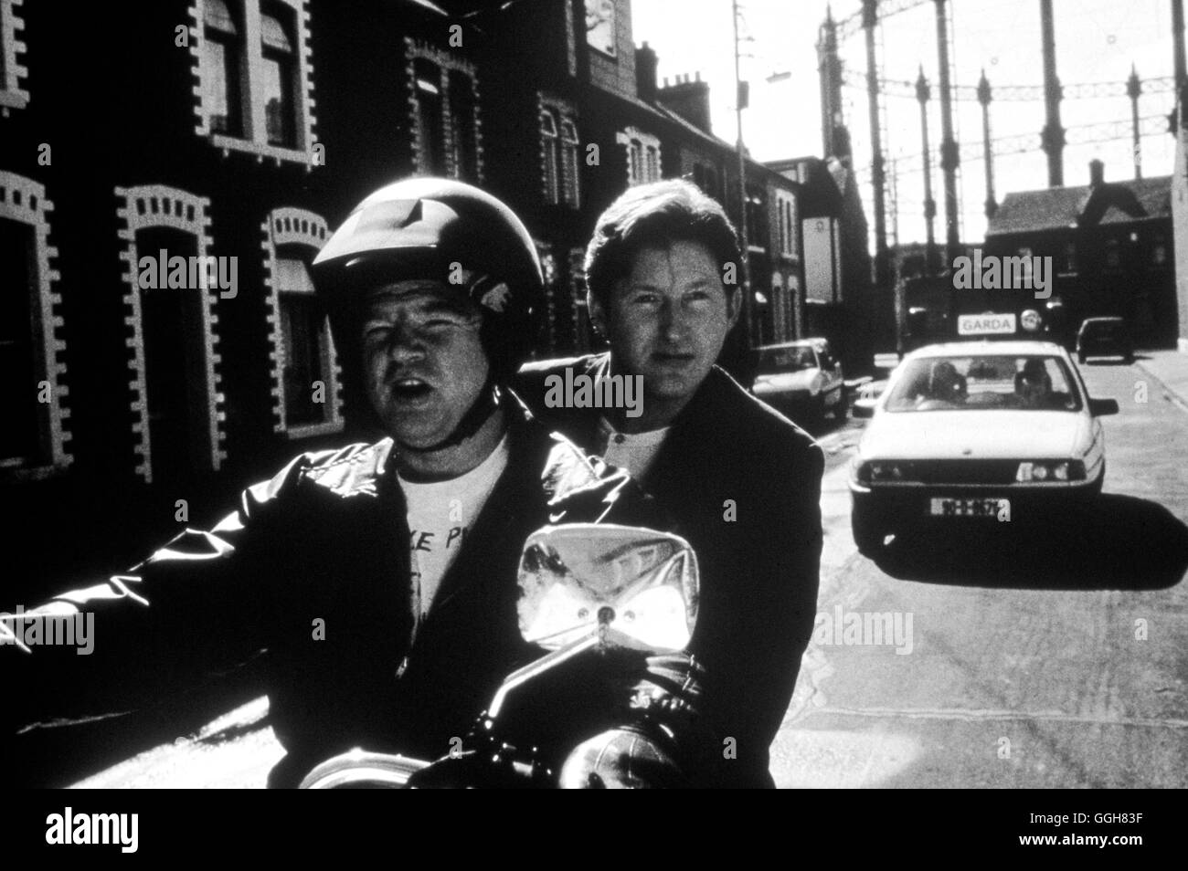 DER MEISTERDIEB VON DUBLIN / il generale IRE/UK 1998 / John Boormann Szene mit Brendan Gleeson (Martin Cahill) und ADRIAN DUNBAR (Noel Curley). Regie: Giovanni Boormann aka. Il generale Foto Stock