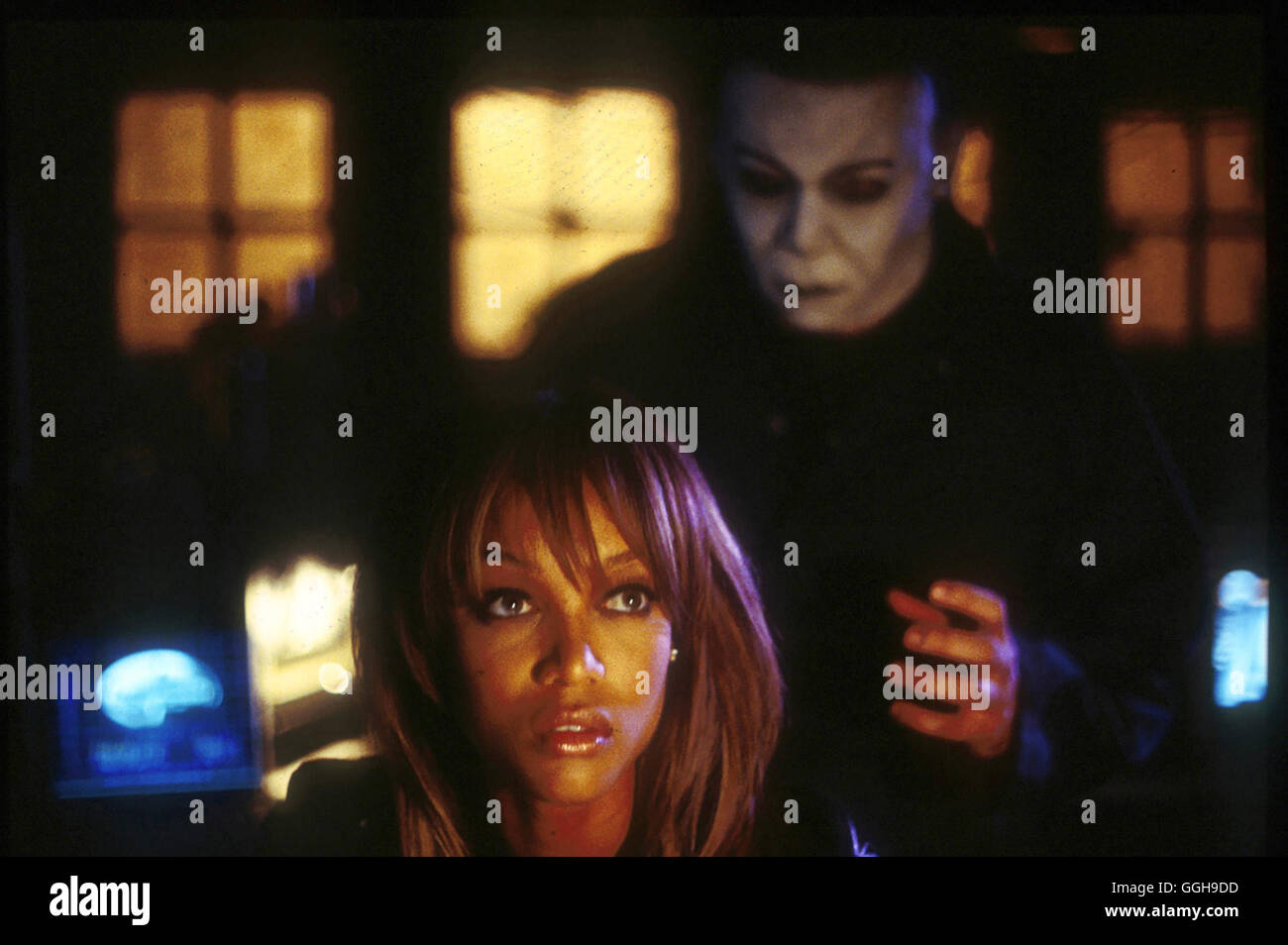 HALLOWEEN: Risurrezione / Halloween: Risurrezione USA 2002 / Rick Rosenthal Nora winston (Tyra Banks) und Michael Myers (BRAD LOREE) Regie: Rick Rosenthal aka. Halloween: Risurrezione Foto Stock