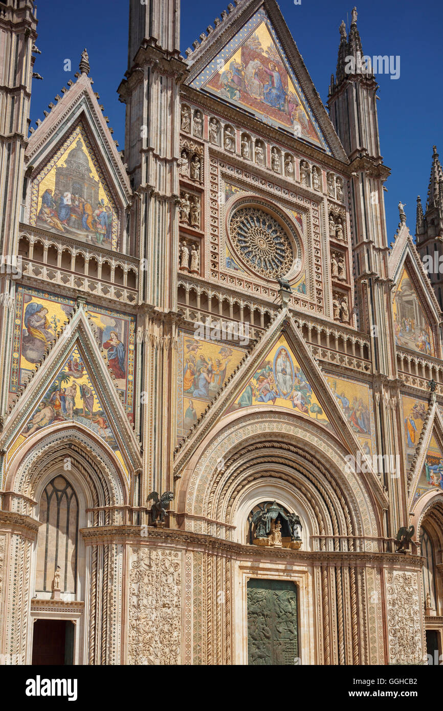 Duomo di Orvieto, cattedrale di Orvieto, gotico, Orvieto, cittadina collinare della provincia di Terni, Umbria, Italia, Europa Foto Stock