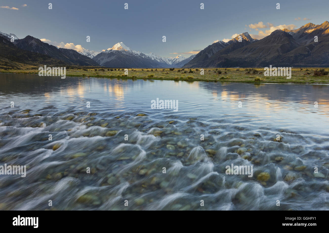 Aoraki, Fiume Tasman, parco nazionale di Mount Cook, Canterbury, Isola del Sud, Nuova Zelanda Foto Stock