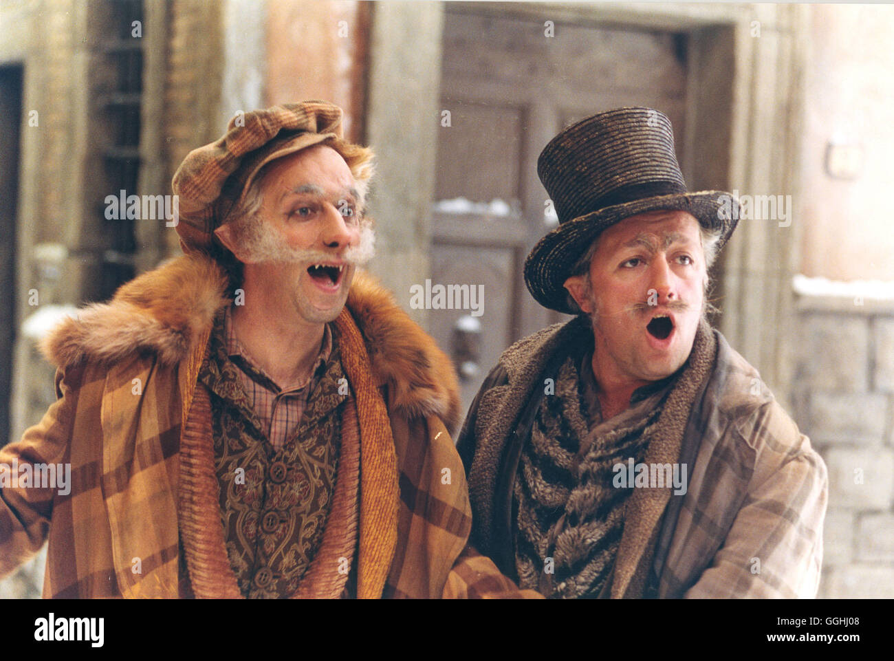 PINOCCHIO / Pinocchio ho 2002 / Roberto Benigni Der Fuchs und die Katze (MAX CAVALLARI E BRUNO ARENA) Regie: Roberto Benigni aka. Pinocchio Foto Stock