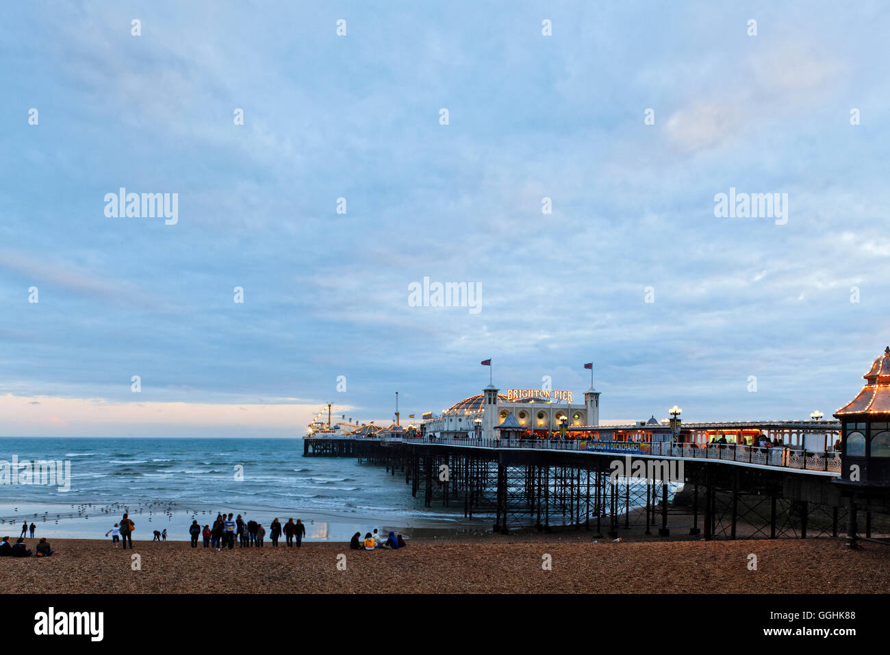 Il Brighton Pier e Brighton East Sussex, Inghilterra, Gran Bretagna Foto Stock