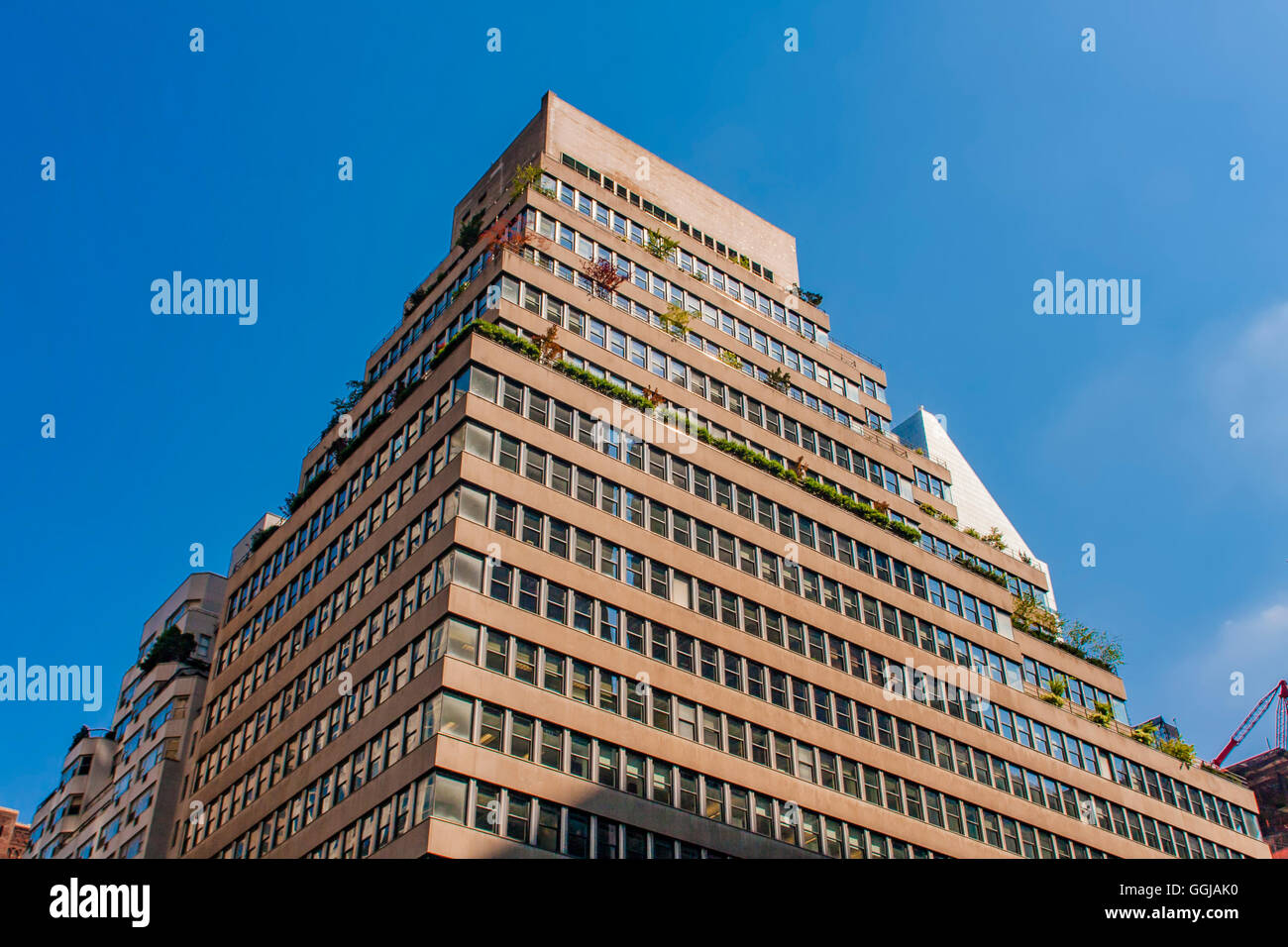 Vista al grattacielo moderno nella città di New York Foto Stock