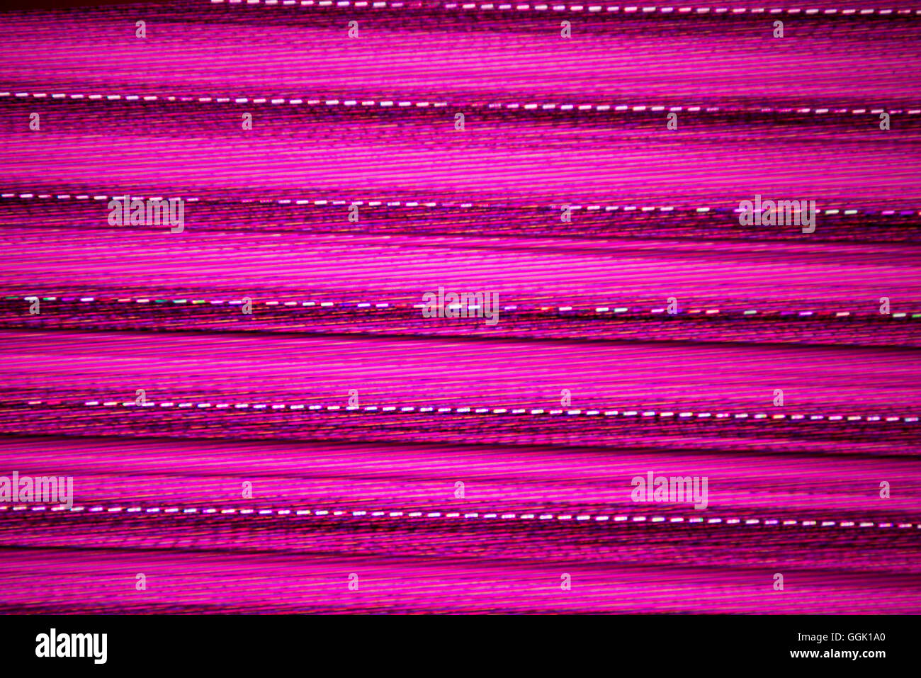 Schermo tv con rumore di statica, cattiva ricezione del segnale Foto Stock