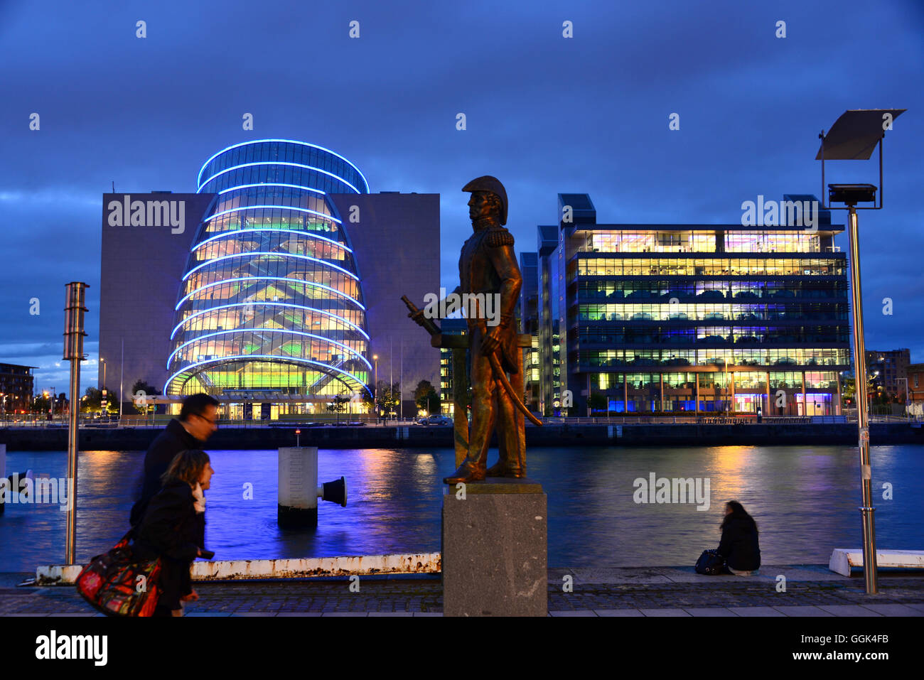 Ammiragli statua al fiume Liffey, Docklands, Dublino, Irlanda Foto Stock