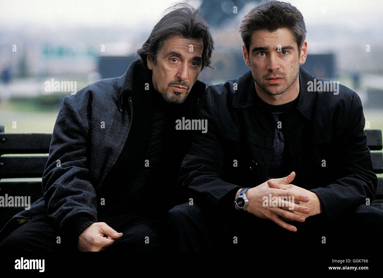 La recluta / USA 2003 / Roger Donaldson Walter Burke (AL PACINO) und James Clayton (Colin Farrell) Regie: Roger Donaldson Foto Stock